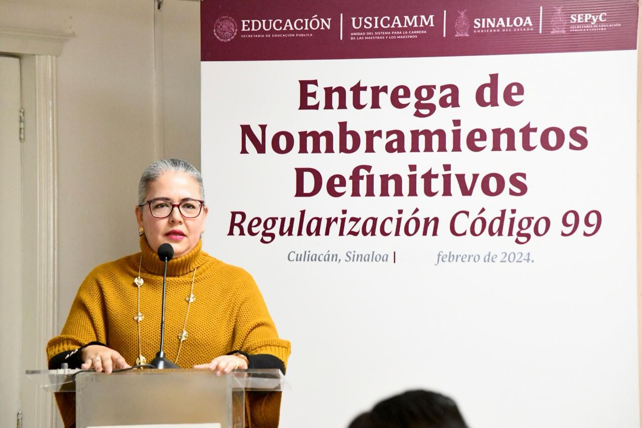 Lee más sobre el artículo Entrega Gobierno de Sinaloa Nombramientos a Docentes.