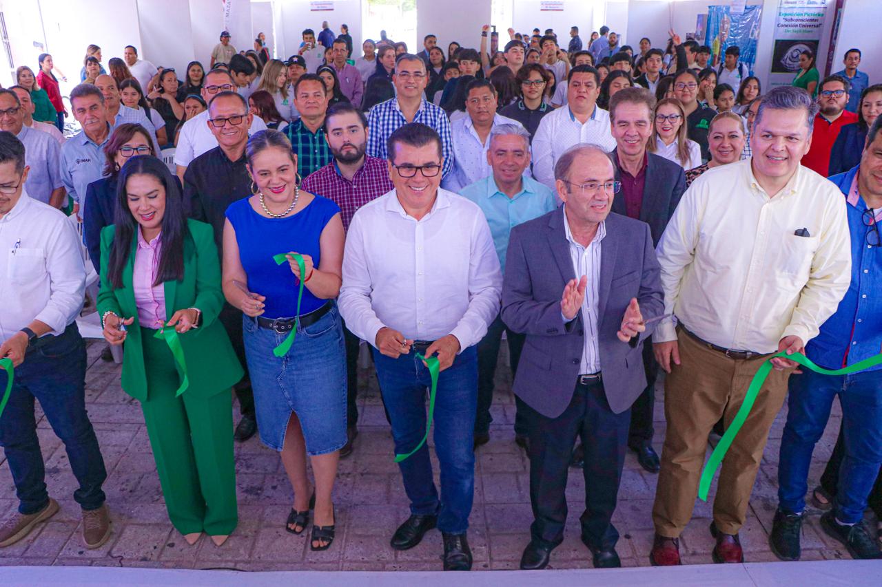 Lee más sobre el artículo Autoridades Municipales de COBAES inauguran 2da Feria del Libro.