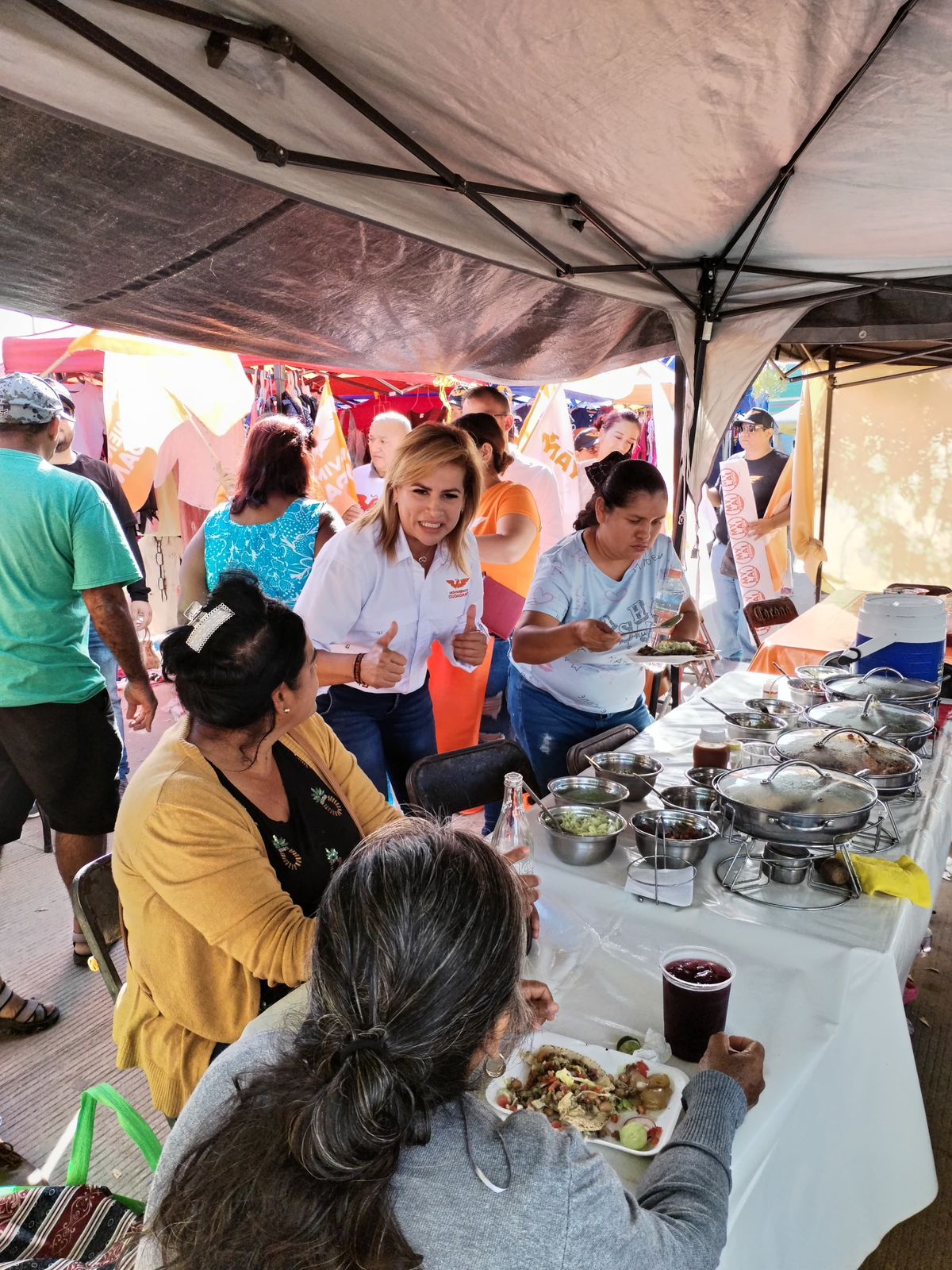 Lee más sobre el artículo My-Lai Quintero recorre el tianguis y el mercado de la Flores Magon.