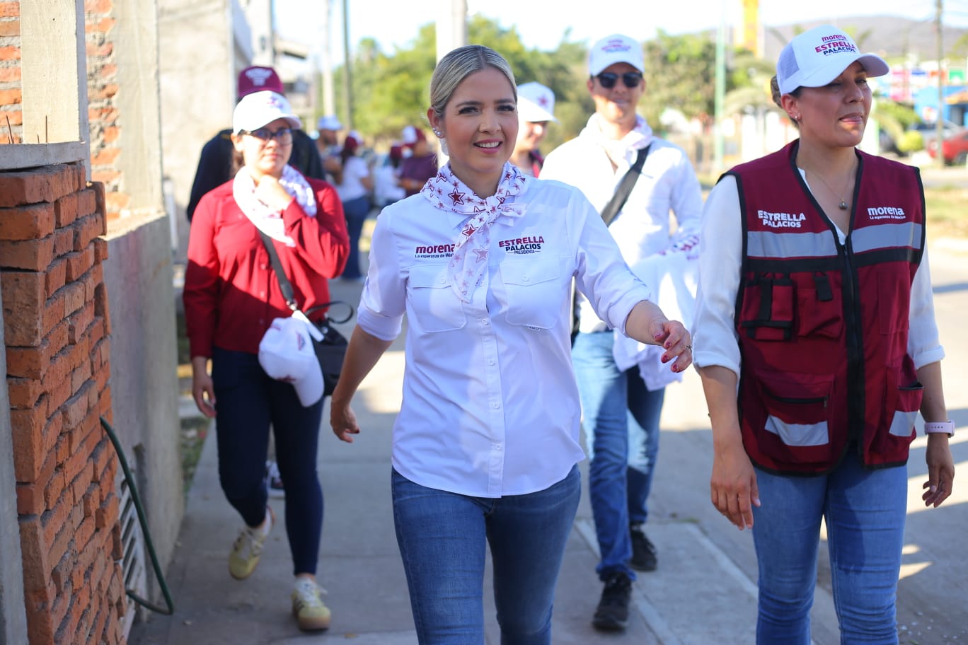 Lee más sobre el artículo Trabajaremos de manera coordinada con Claudia Sheinbaum para resolver los problemas públicos en Mazatlán: Estrella Palacios