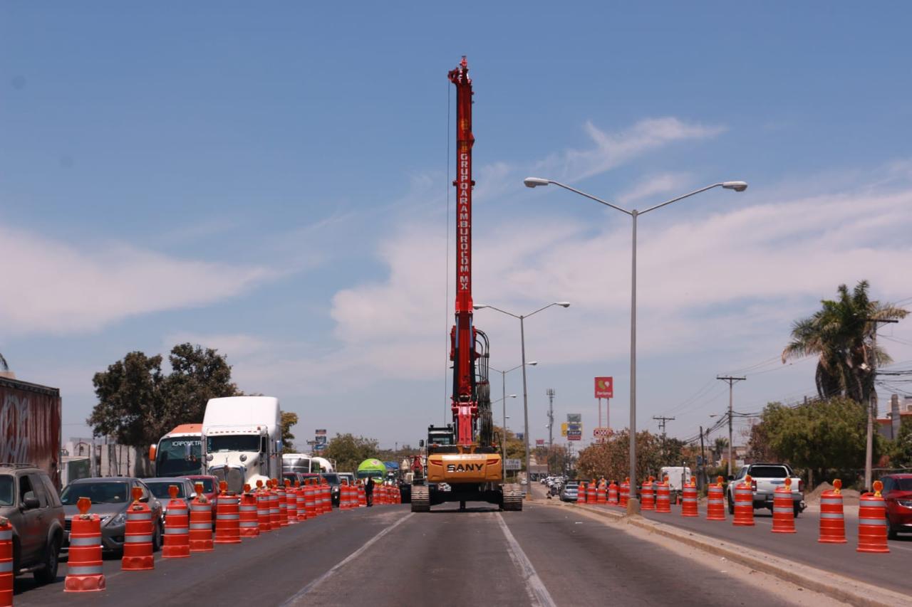 Lee más sobre el artículo Se restringe parcialmente circulación vehicular en libramiento Colosio.