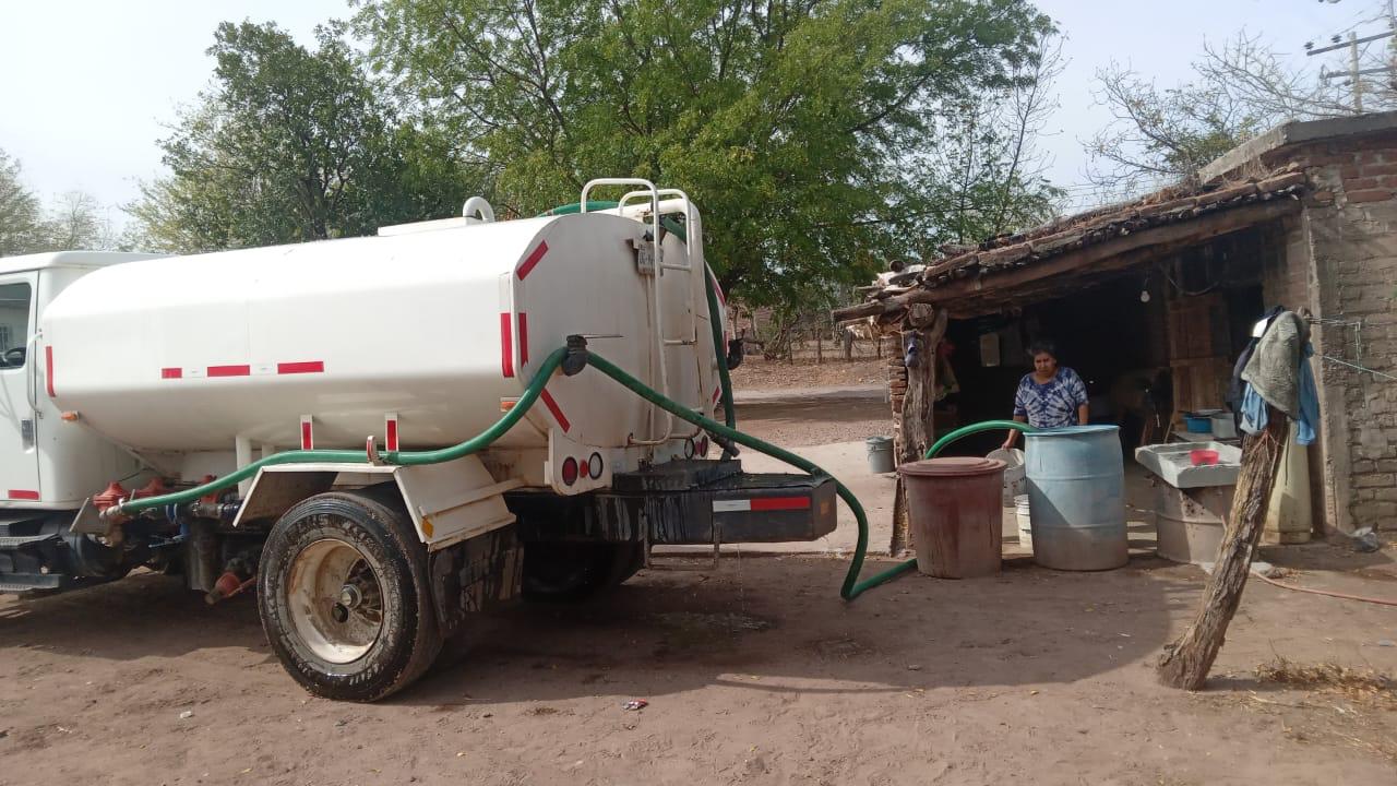 Lee más sobre el artículo Continua Sebides llevando agua potable a comunidades afectadas por la sequía.