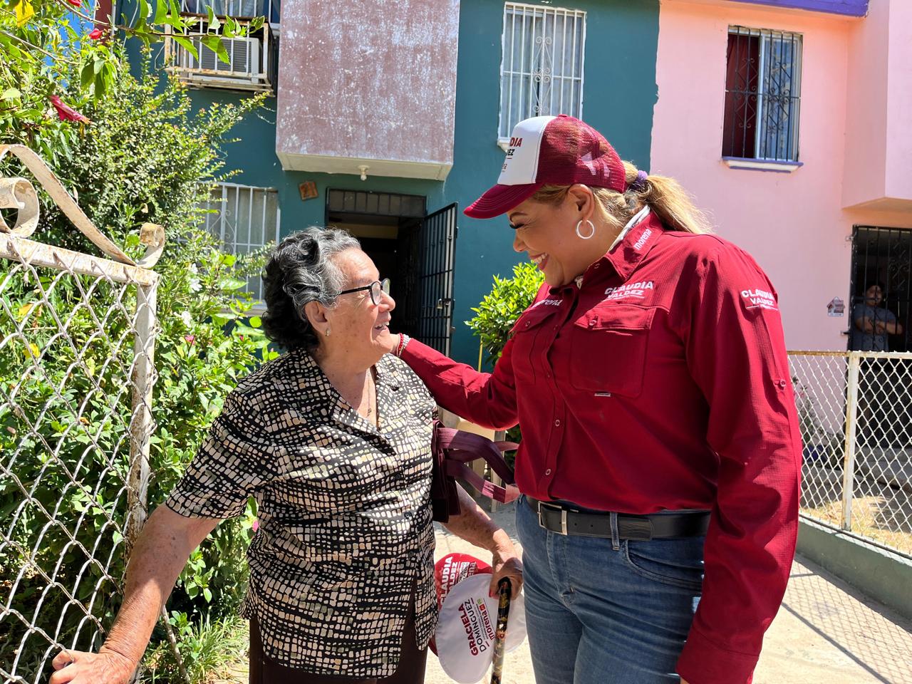 Lee más sobre el artículo A 23 días de campaña Claudia Valdez se perfila a ganar la Presidencia de Rosario