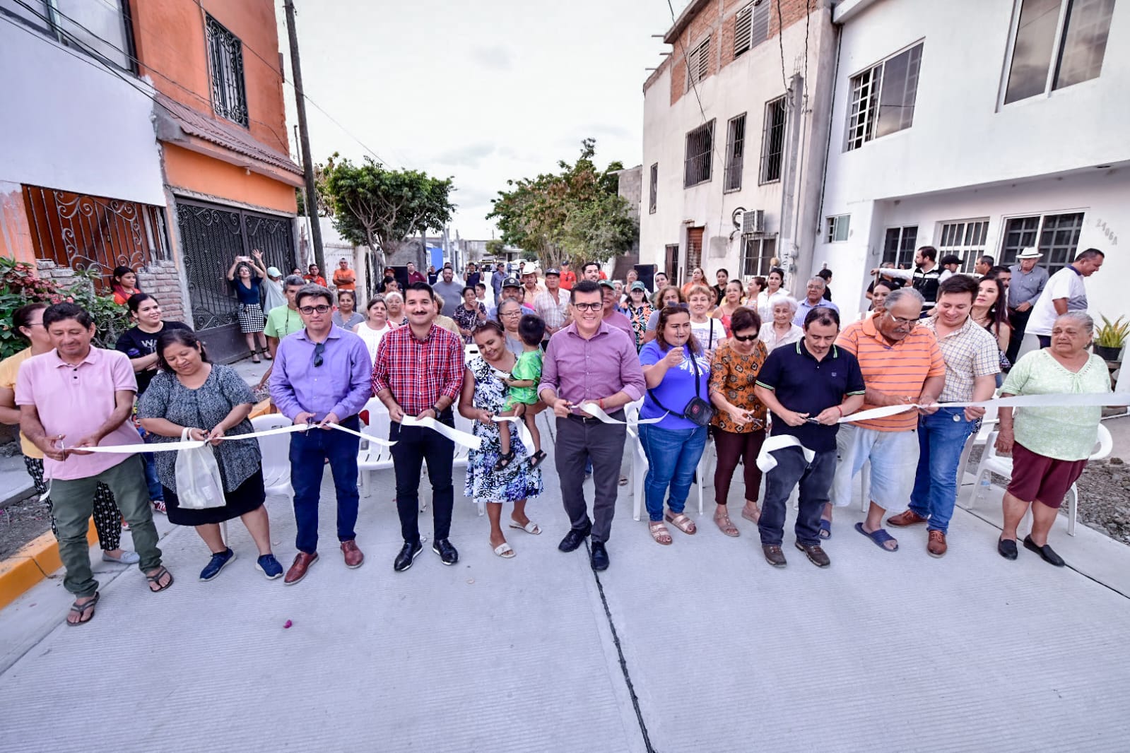 Lee más sobre el artículo Pavimentan la calle Mérida en La Jaripillo.