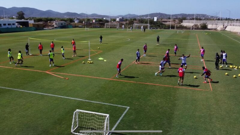 Jugadores de Mazatlán FC empiezan con sus entrenamientos