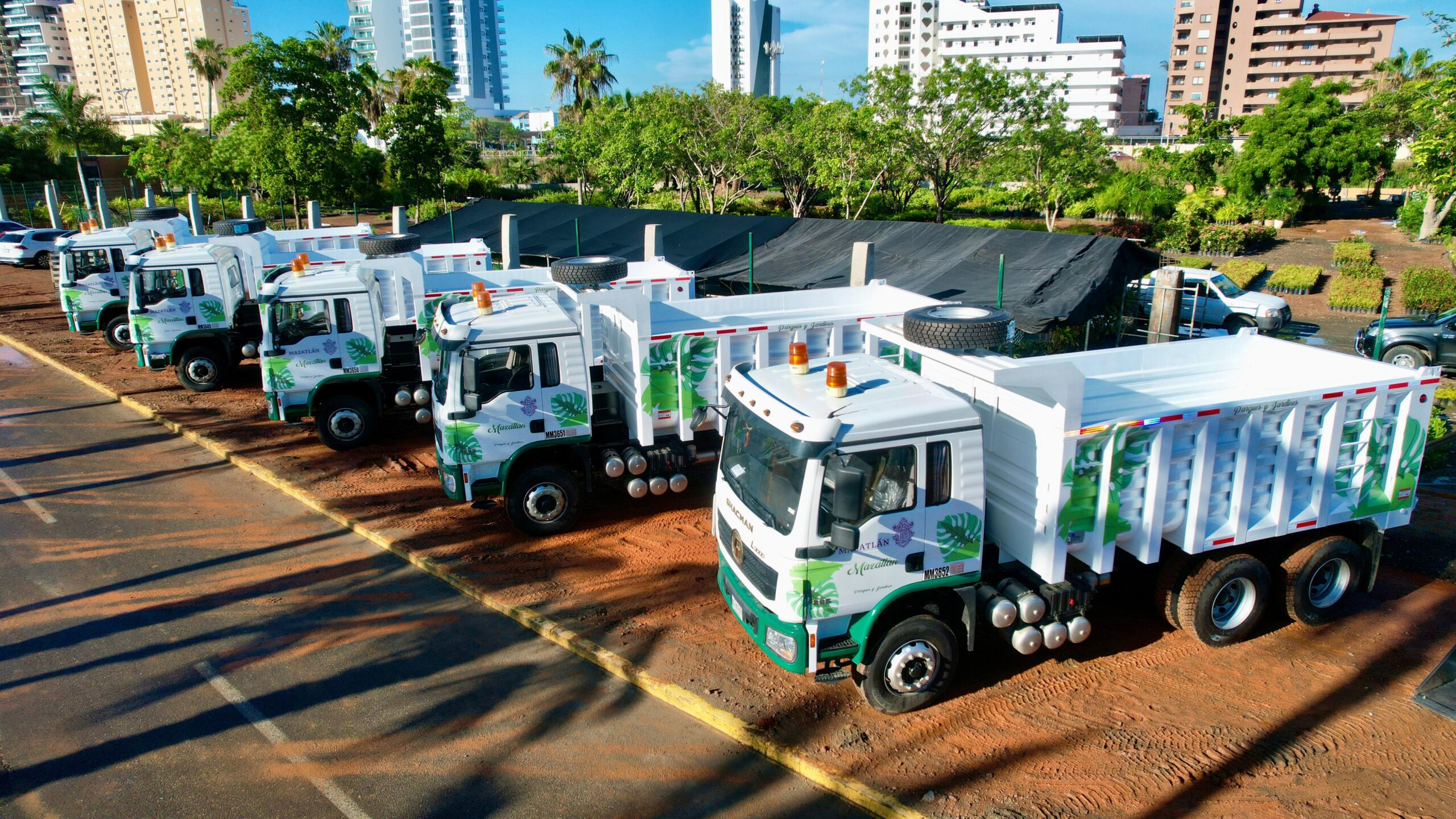 En este momento estás viendo Equipamiento Pesado por casi 30 Millones de Pesos para Servicios Públicos.