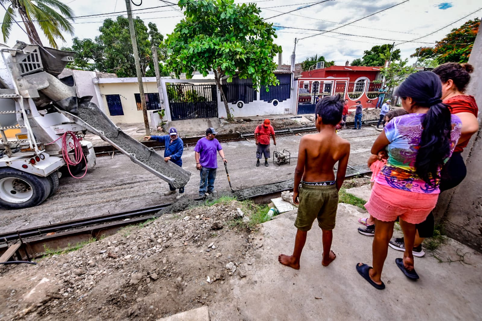 Lee más sobre el artículo Una Calle mas Pavimentada en la colonia Francisco I. Madero de Mazatlán.