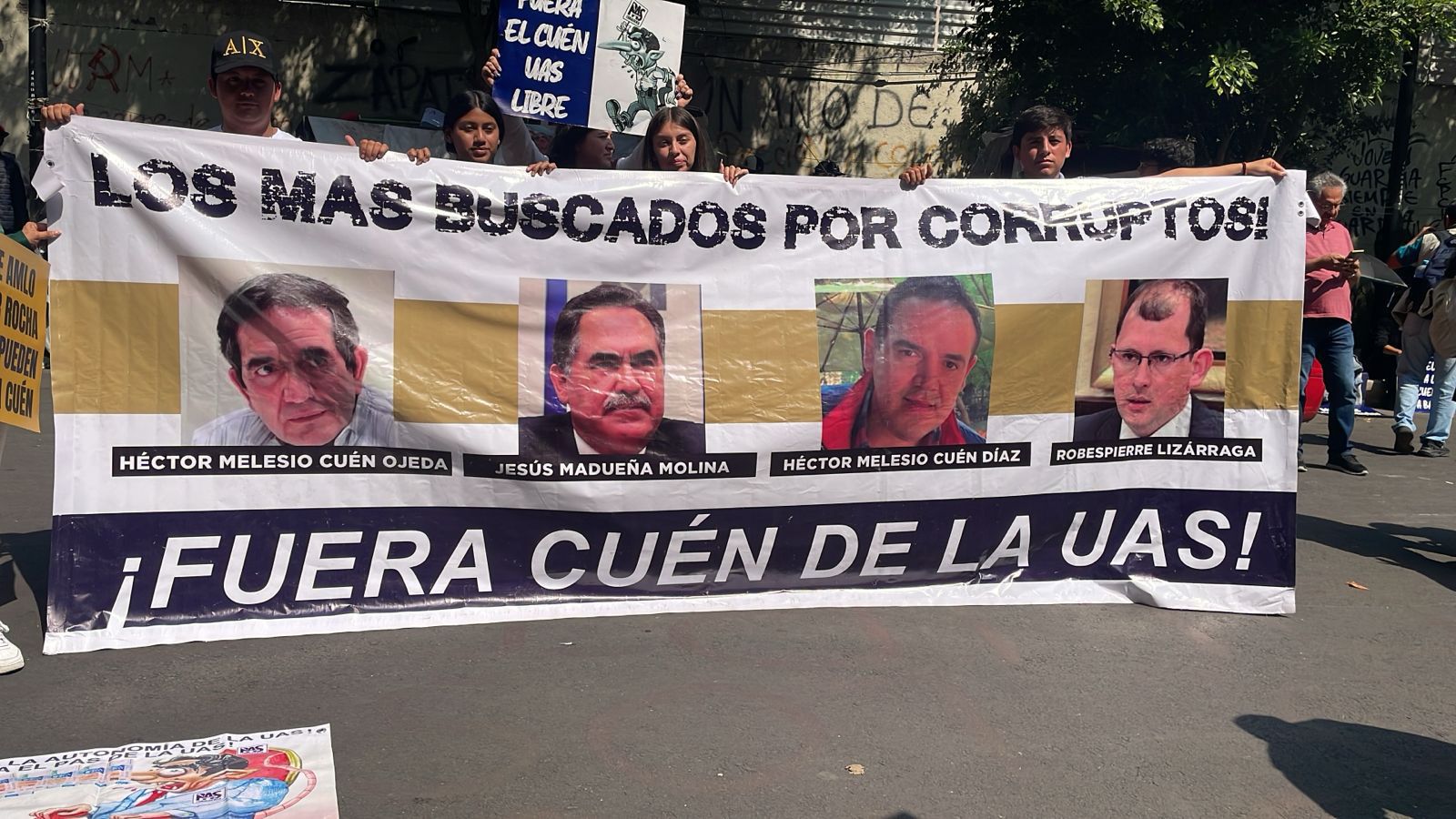 Lee más sobre el artículo Maestros y Alumnos piden a SEGOB no Negociar con Autoridades Corruptas de la UAS