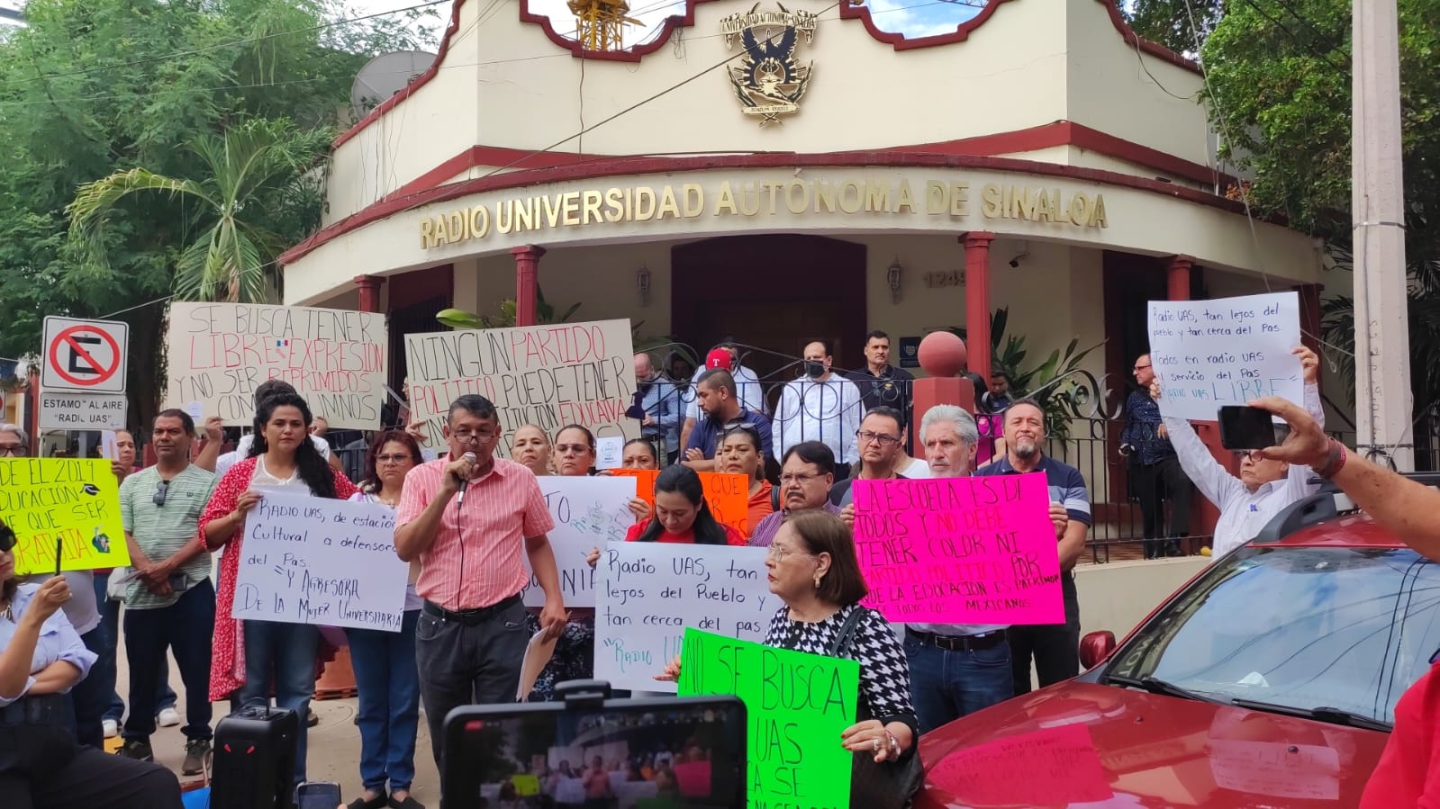 Lee más sobre el artículo Radio UAS se Degradó, Sirve a Intereses políticos: Movimiento Democrático Universitario.