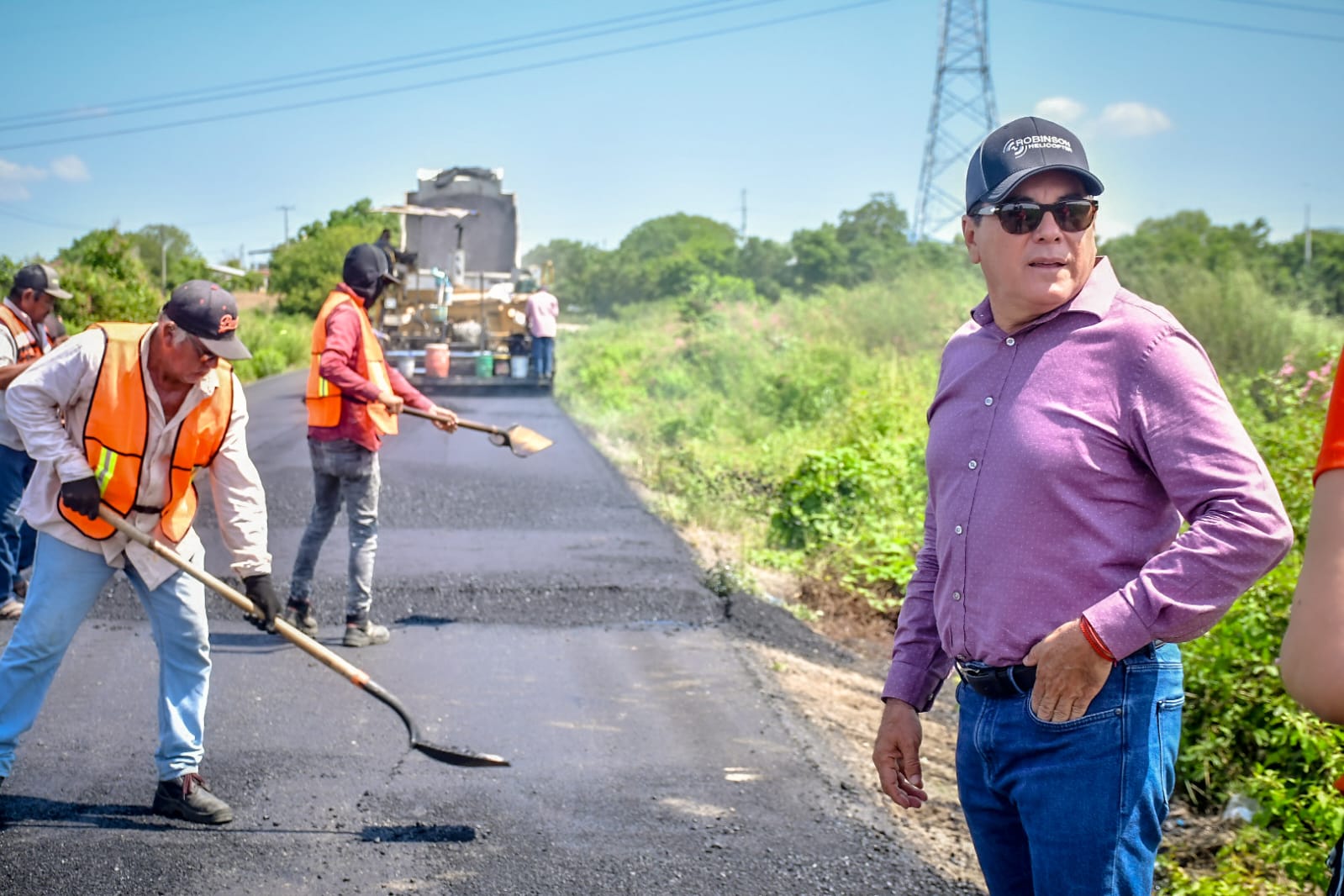 Lee más sobre el artículo Avanza Reparación de Carretera de Villa Unión – Siqueros.