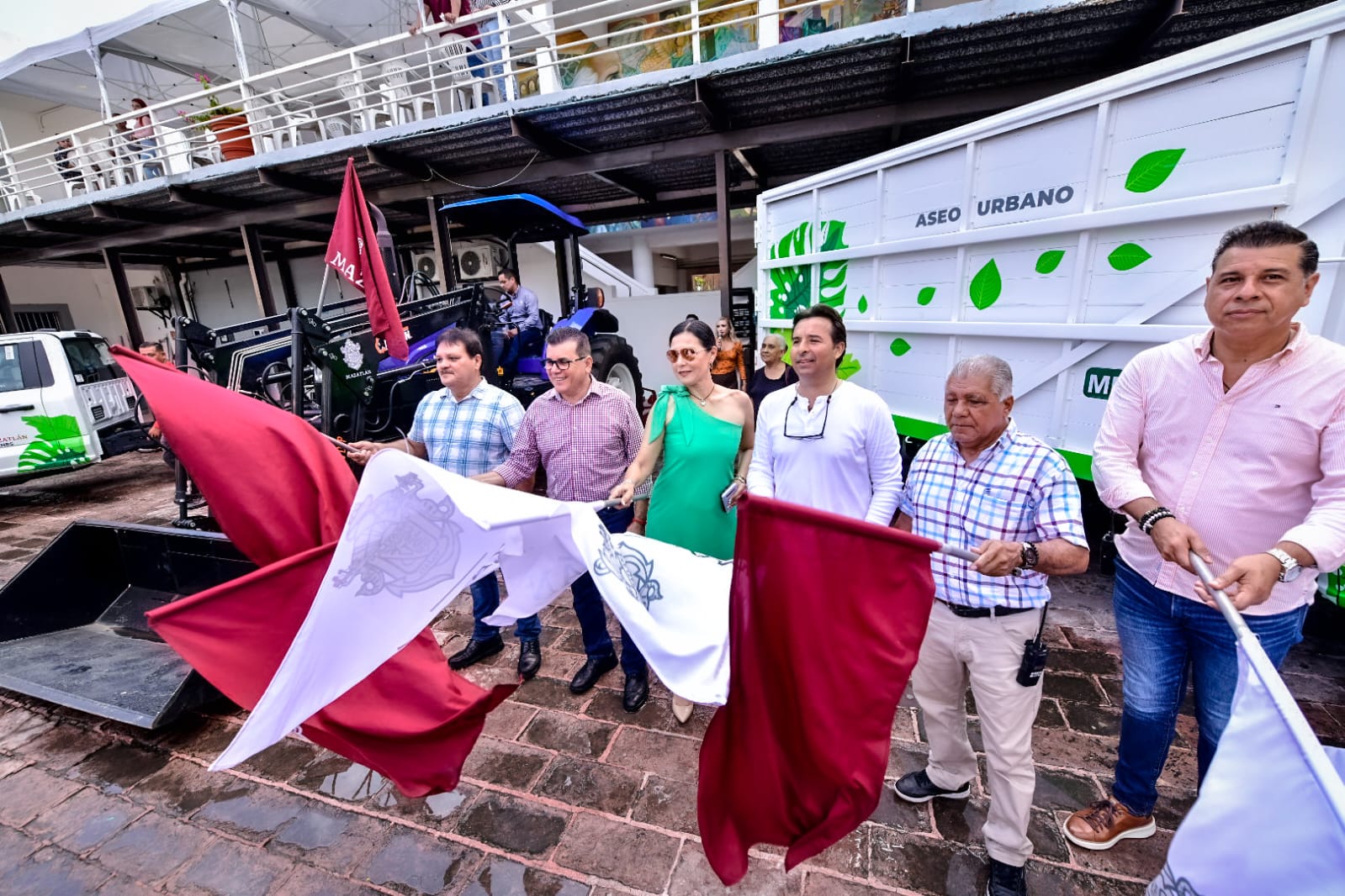 Lee más sobre el artículo Entrega Alcalde Edgar González Nuevas Unidades a Servicios Públicos.