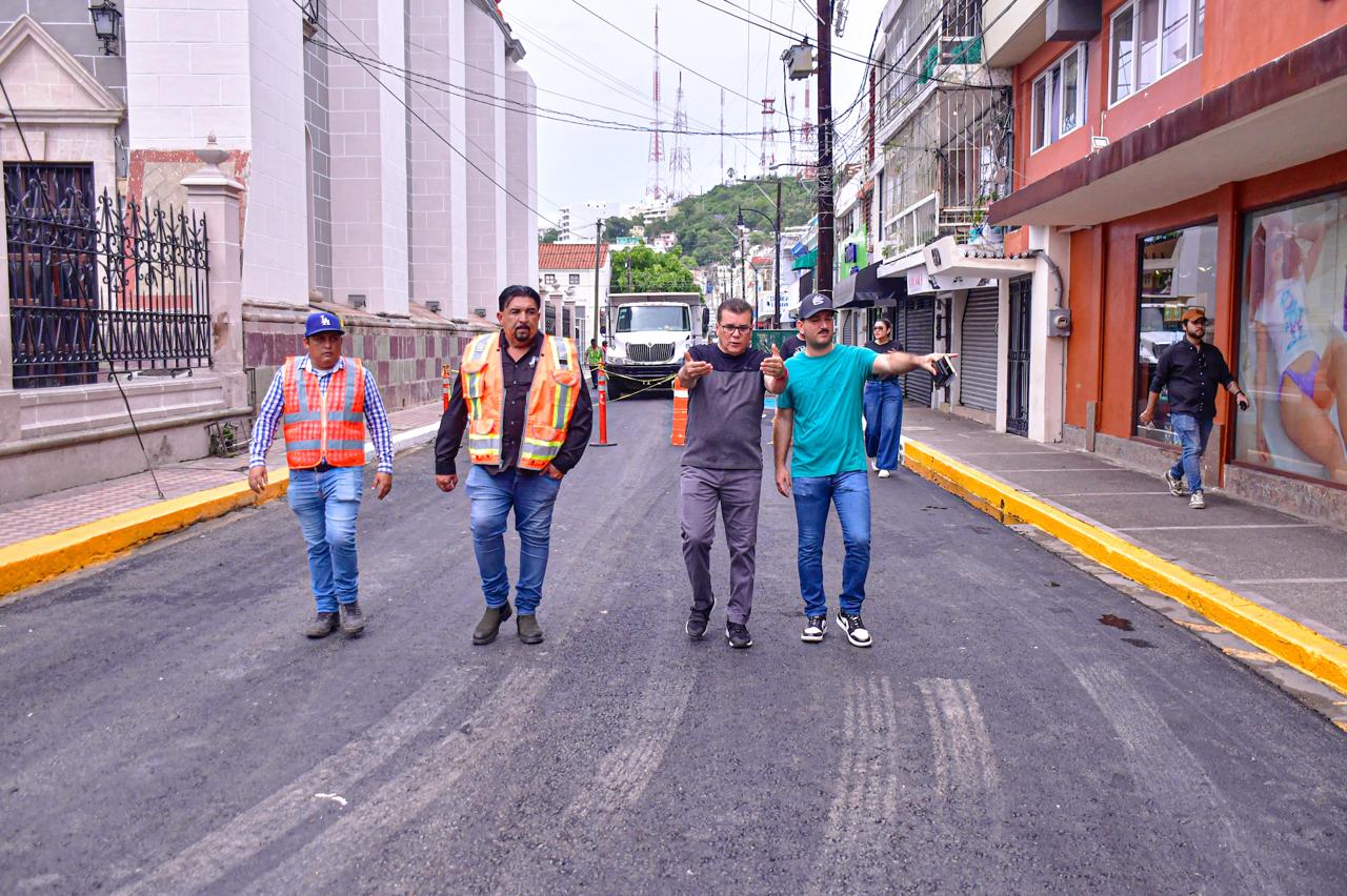 Lee más sobre el artículo Avanza el Repavimentación en el Centro de Mazatlán