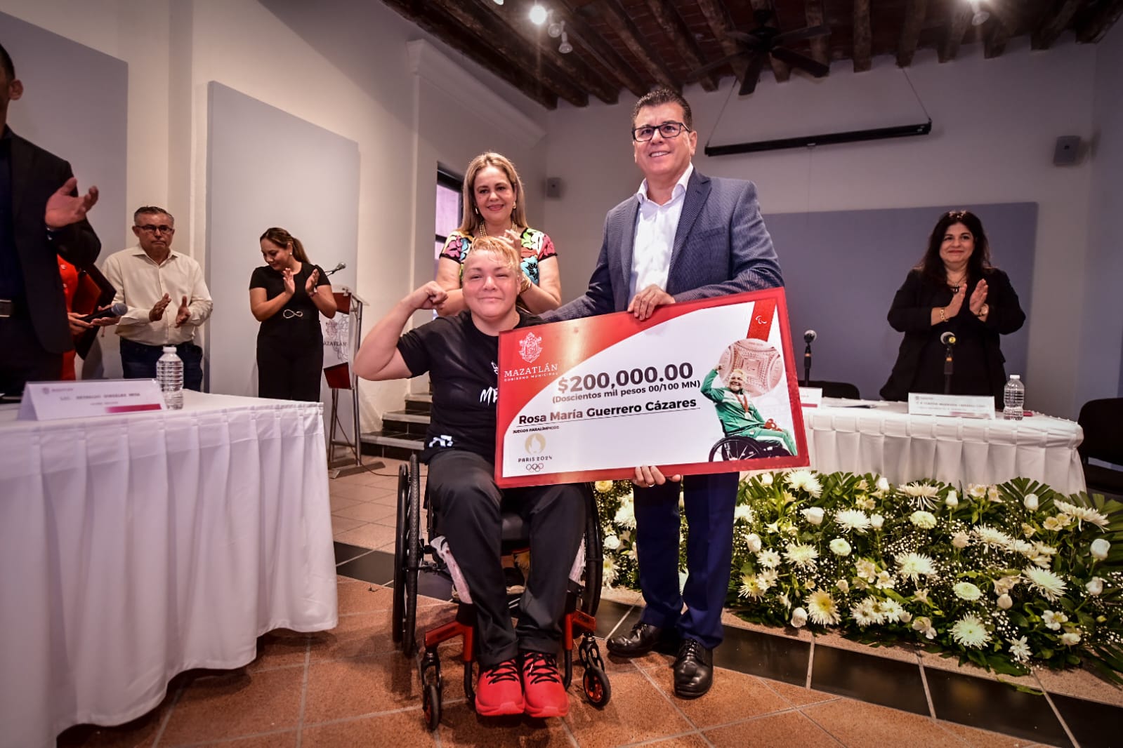 En este momento estás viendo Reconoce el Cabildo Mazatleco a Rosa María Guerrero