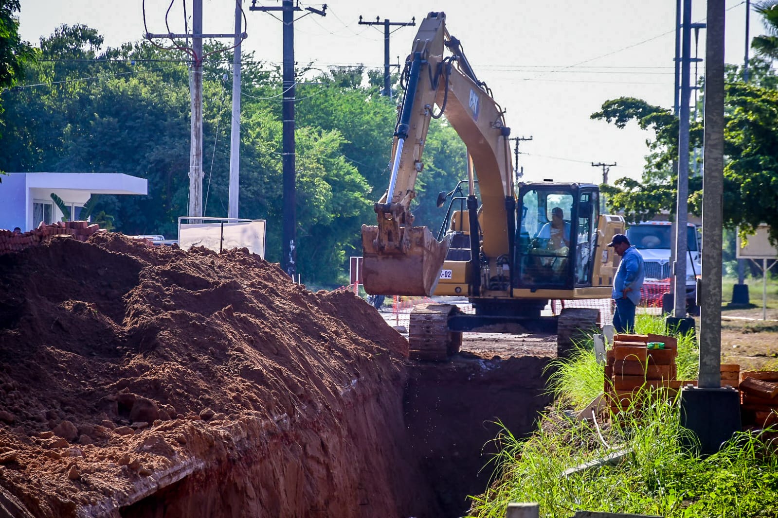 Lee más sobre el artículo A paso seguro avanza la rehabilitación de la infraestructura sanitaria del Colector Cerritos