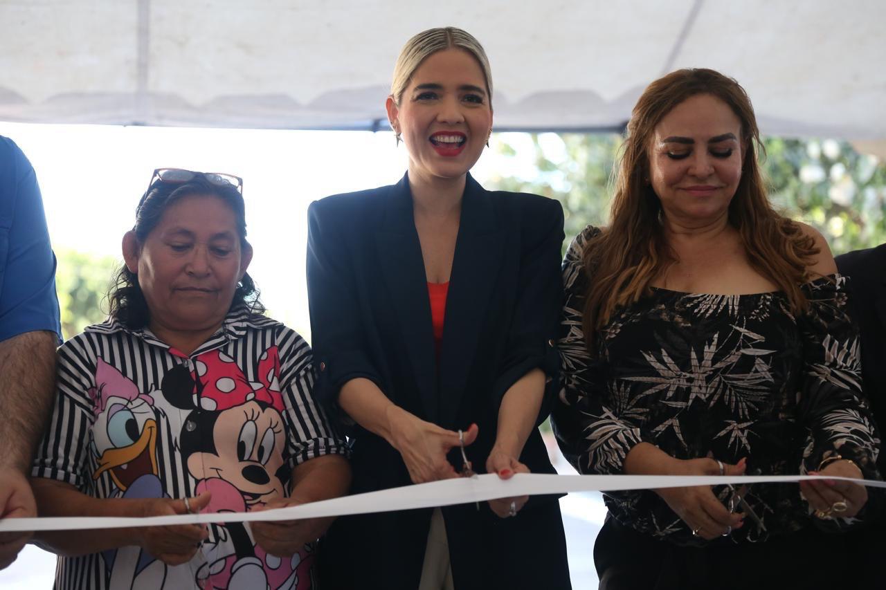En este momento estás viendo Inaugura Estrella Palacios Rehabilitación de Drenaje en Calle Agustín Melgar, de la Juárez