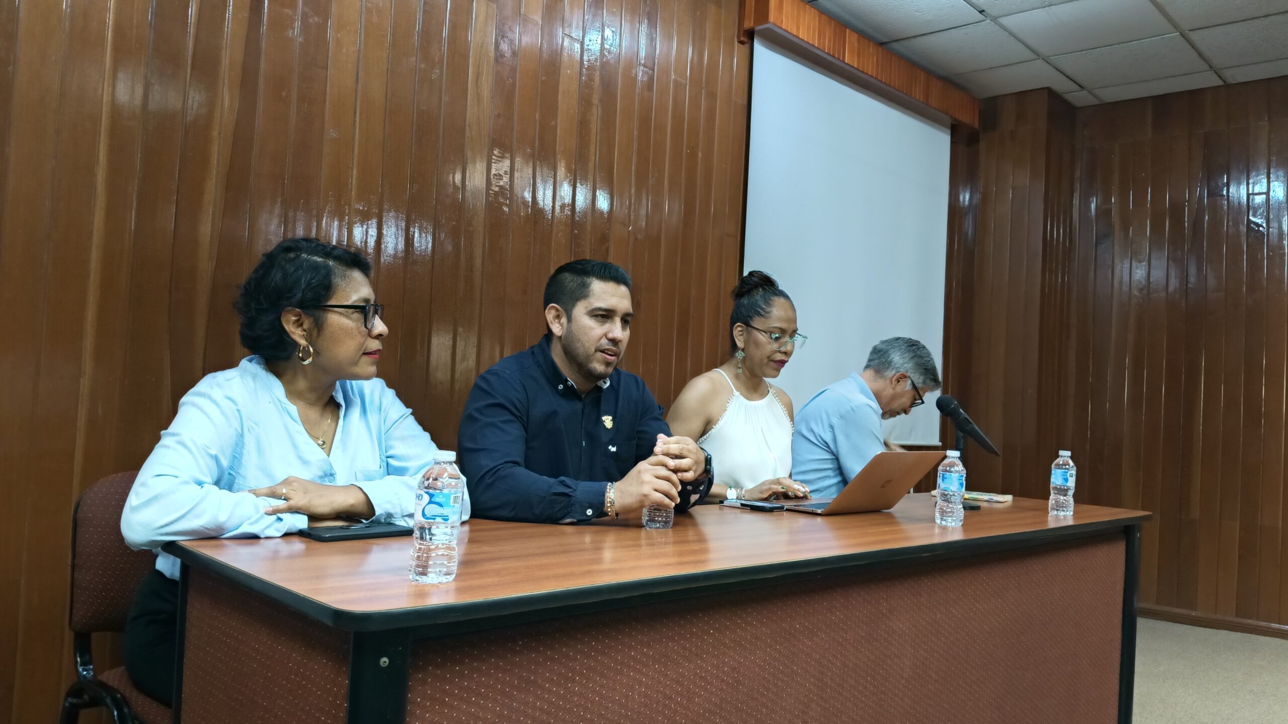 En este momento estás viendo “Son Playas” Celebra su Sexto Aniversario con Exposición Ambiental en la UAS