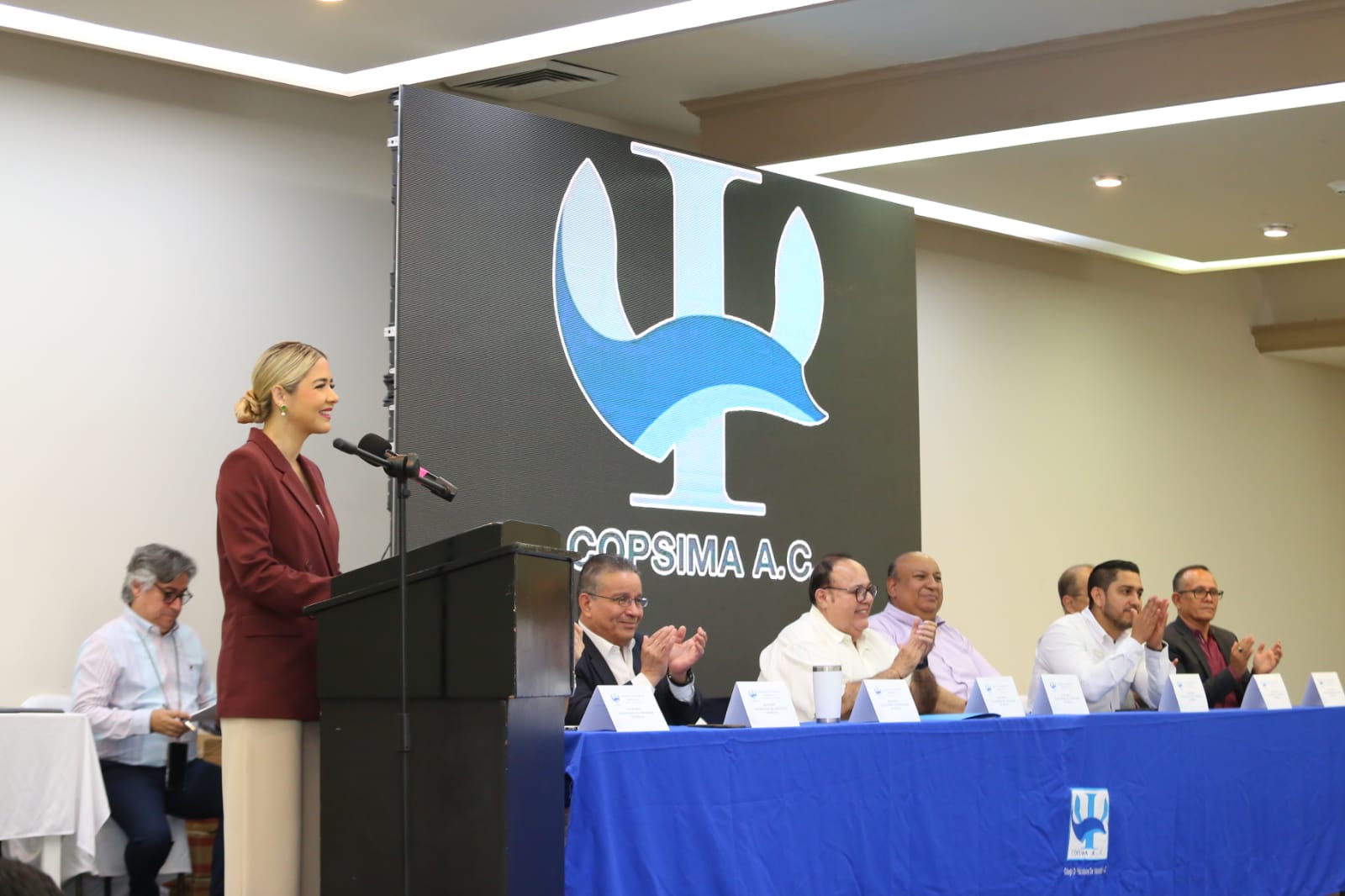 Lee más sobre el artículo Acude Estrella Palacios a Evento de Psicólogos
