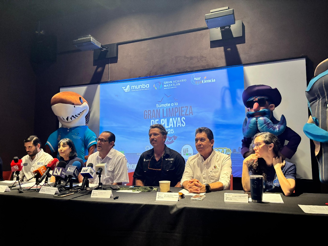 Lee más sobre el artículo Convocan a Limpiar las Playas de Mazatlán