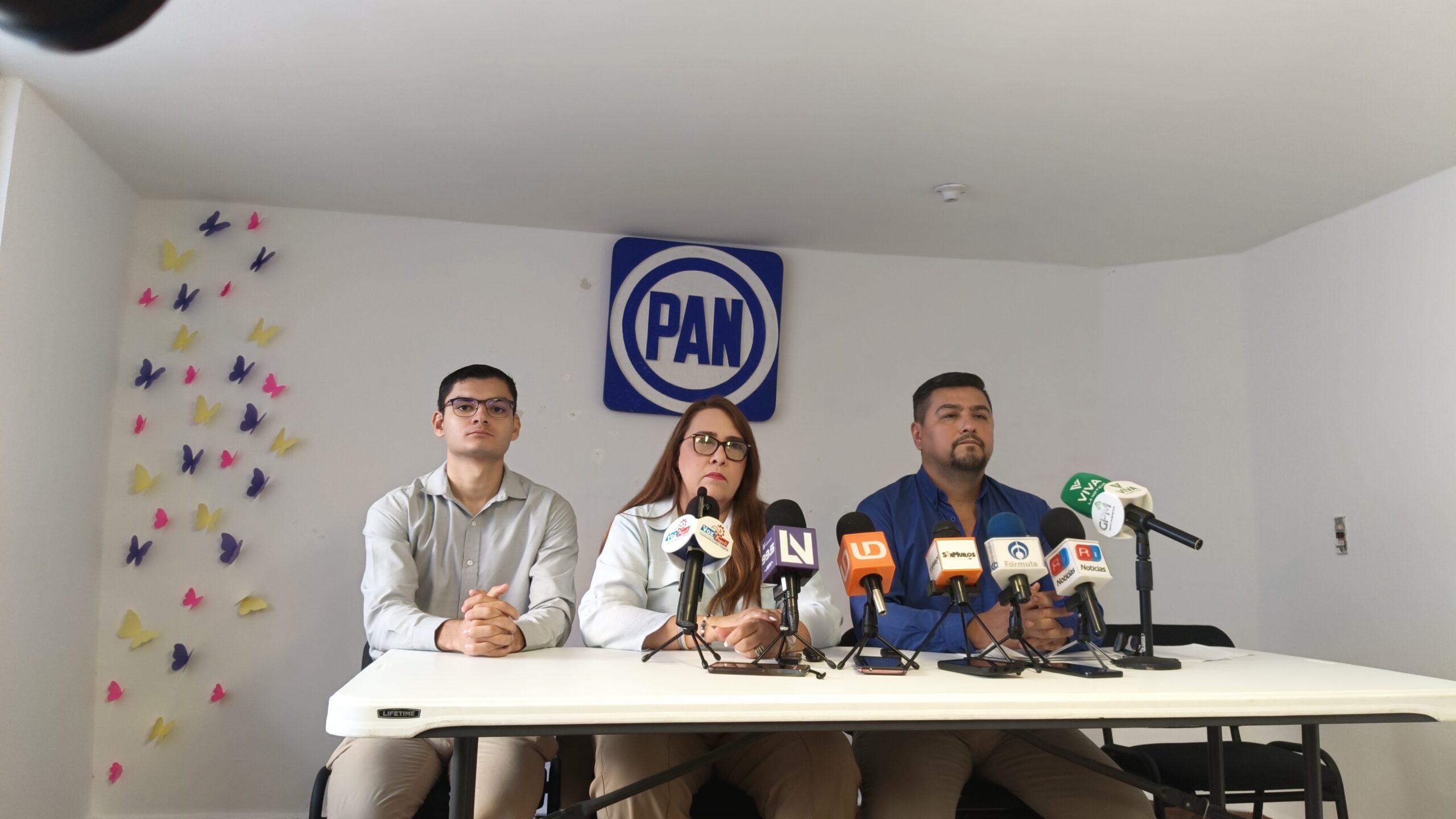 En este momento estás viendo Claudia Sheimbaun no vino a nada a Mazatlán: Evaristo Corrales