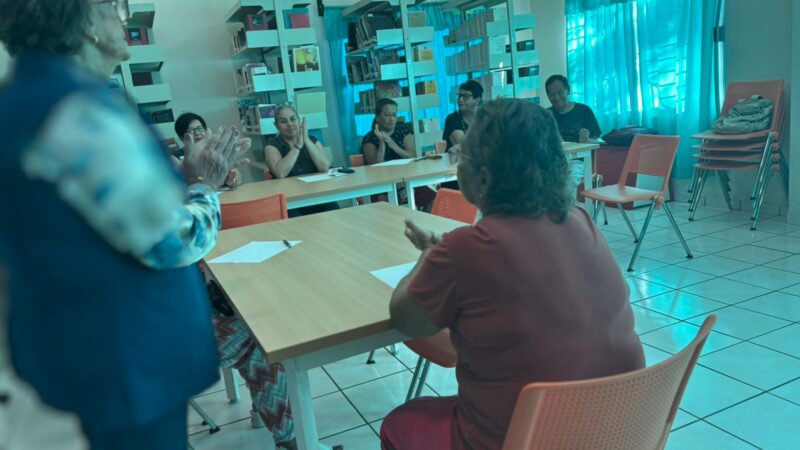 Taller de Memorias en la Biblioteca McGregor de la Juárez, una conversación íntima con el yo del pasado