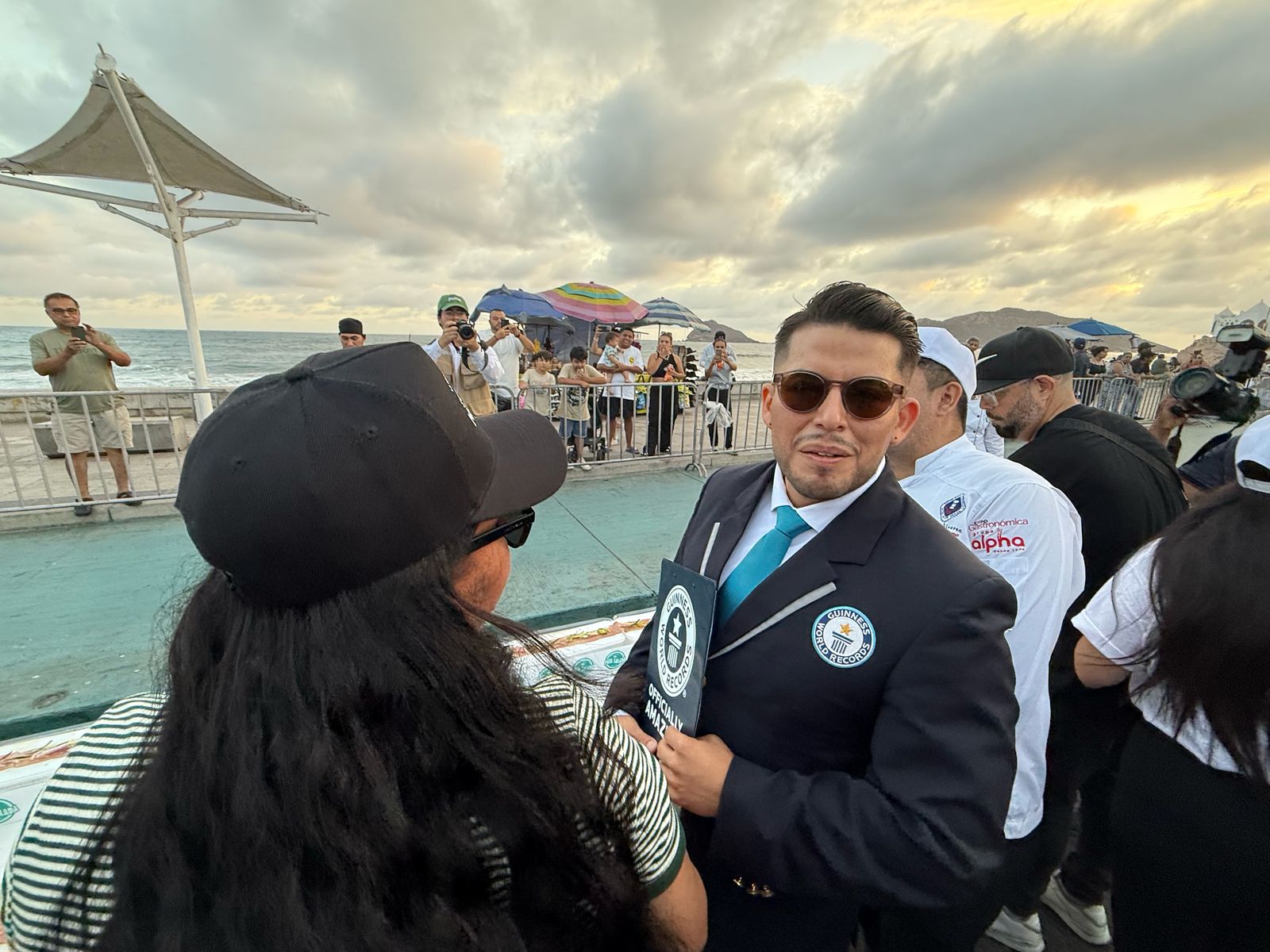 Lee más sobre el artículo Logra Mazatlán récord Guinness con sashimi de atún