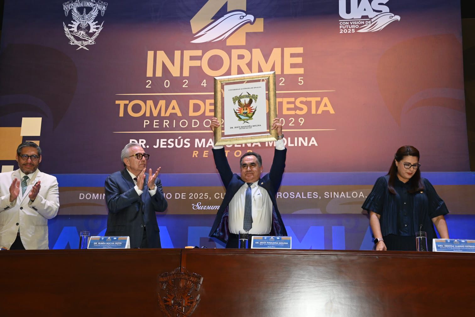 Lee más sobre el artículo Jesús Madueña Molina Informó y Tomó Protesta para un Periodo mas como Rector.