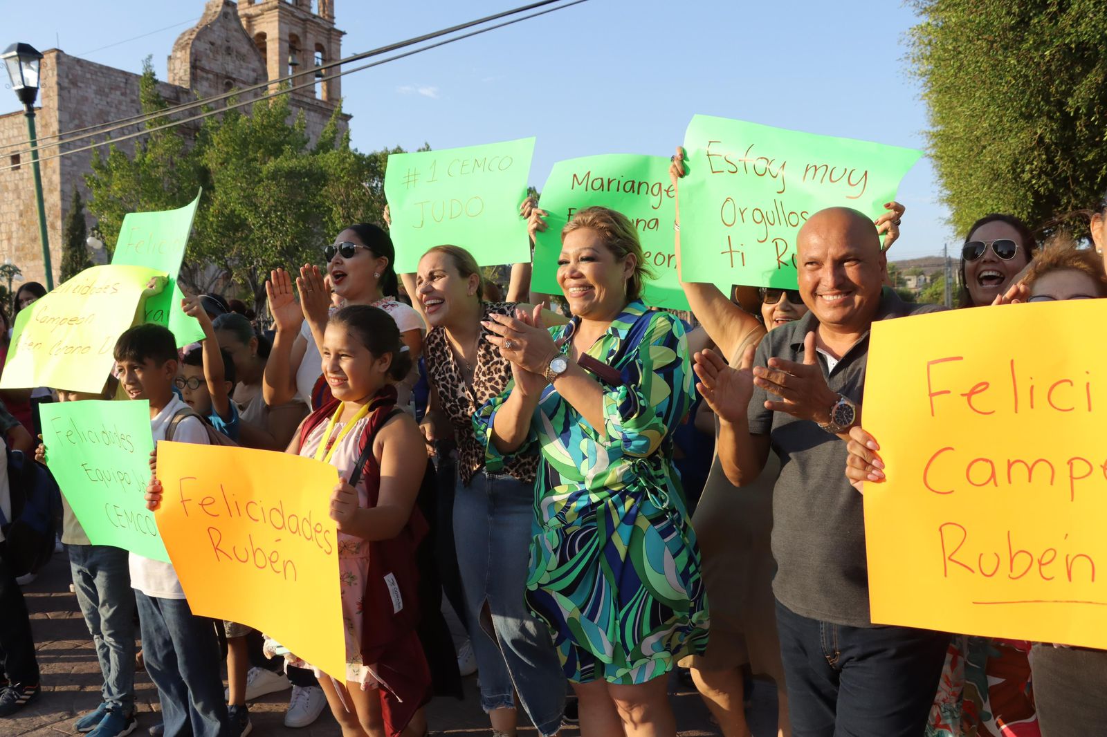 Lee más sobre el artículo Con Banda Recibieron en Rosario al equipo de Judo que Destacó en Nivel Nacional