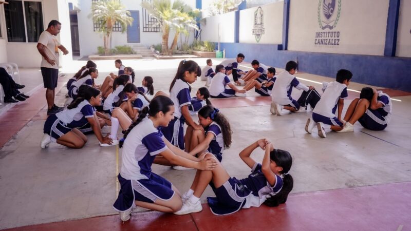 Escuela Municipal de Ballet Clásico acerca la disciplina dancística a nuevos talentos en el Instituto Canizález