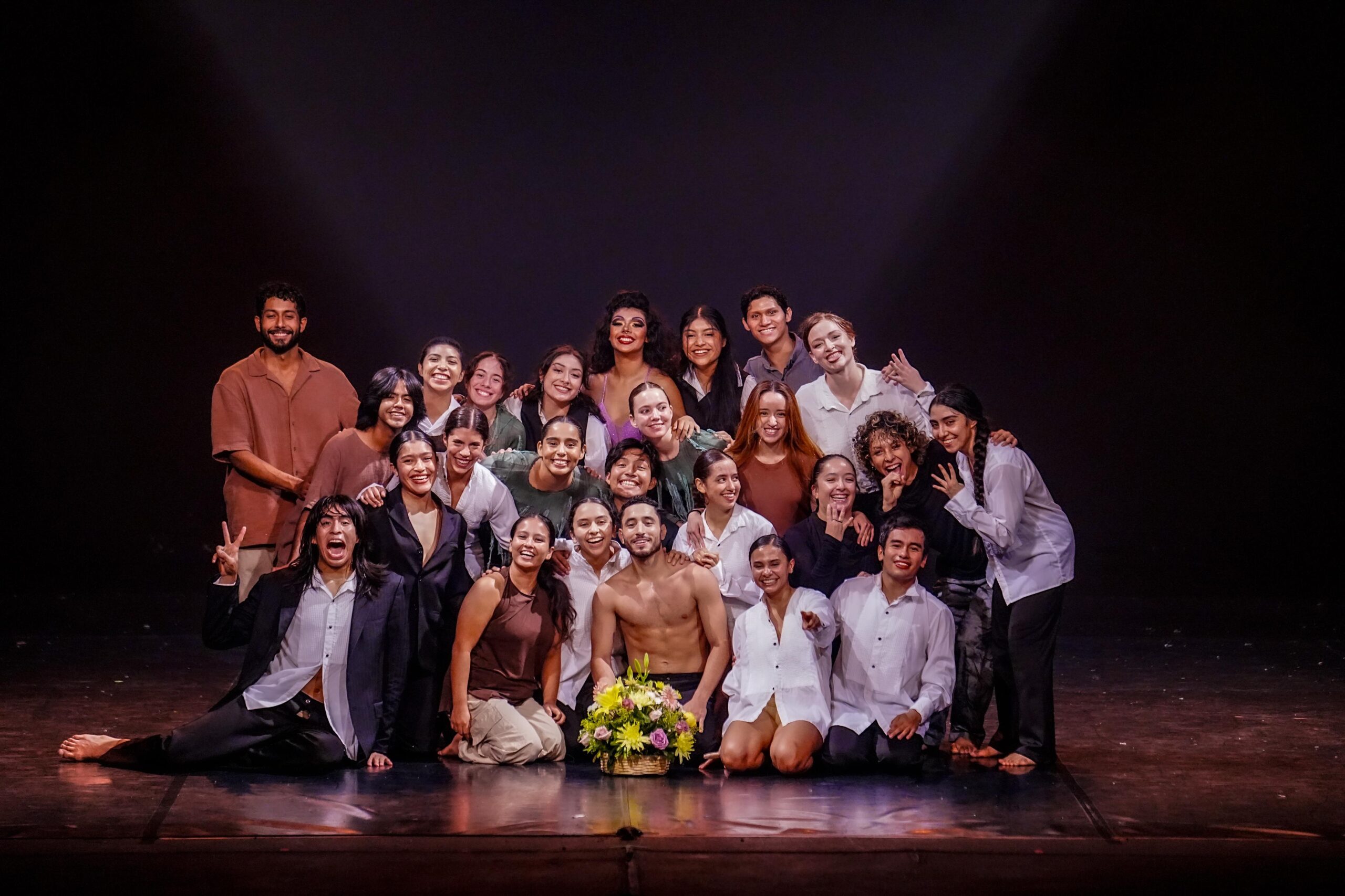 Lee más sobre el artículo Alumnos de la escuela Profesional de Danza de Mazatlán presentan  «Rastros»