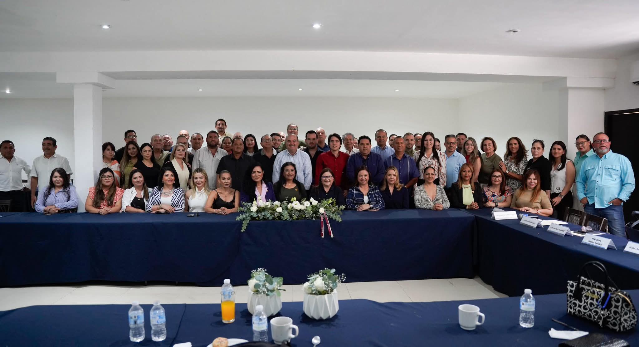 Lee más sobre el artículo Reúne Imelda Castro al Sector Prodictivo de Mazatlán y el Sur de Sinaloa