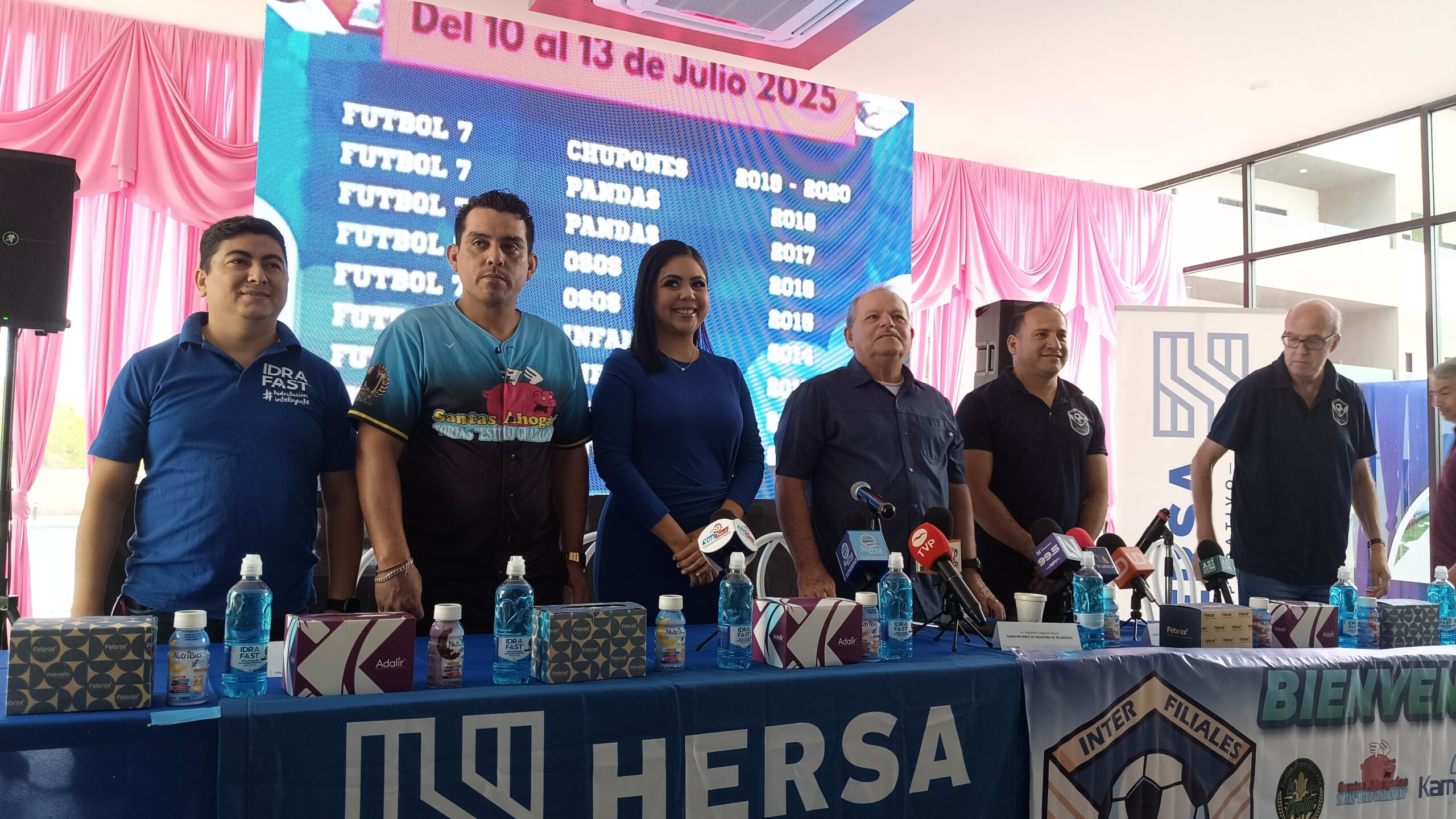 Lee más sobre el artículo Dos mil Quinientos Futbolistas Infantiles y Juveniles Jugarán dos Copas en Mazatlán