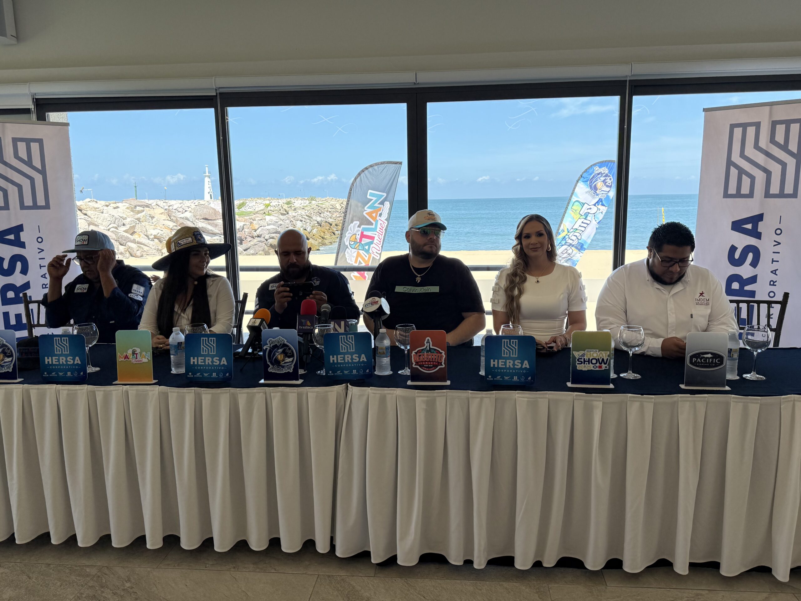 Lee más sobre el artículo Presentan la primer Copa Pacific Marlin con 1 millón de pesos en premios 