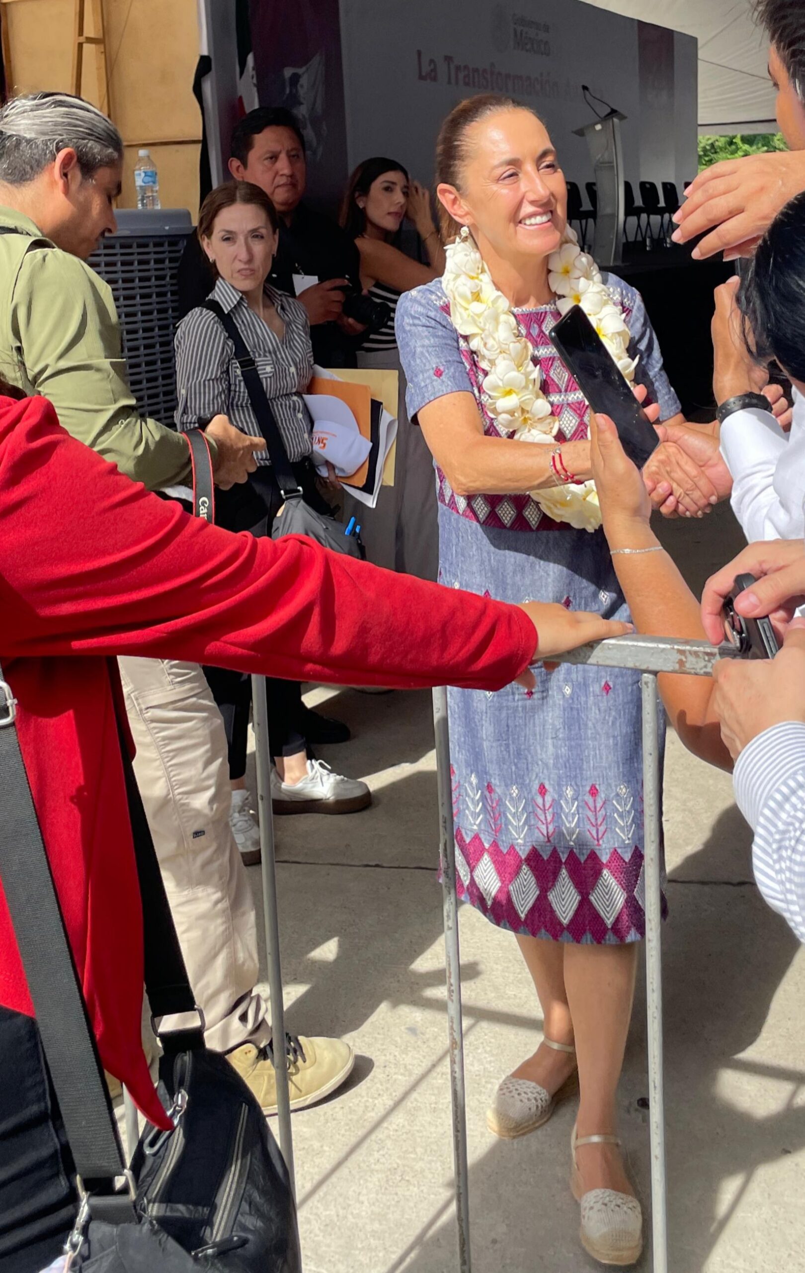 Lee más sobre el artículo Con 30 mil asistentes, Sinaloa recibe a Claudia Sheinbaum en Mazatlán