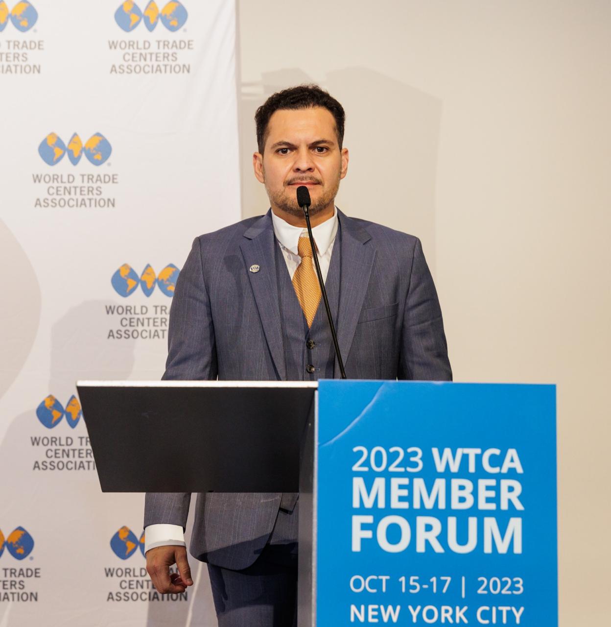 Lee más sobre el artículo Invitan al Mazatleco Juan José Arellano Hernández a la Casa Blanca