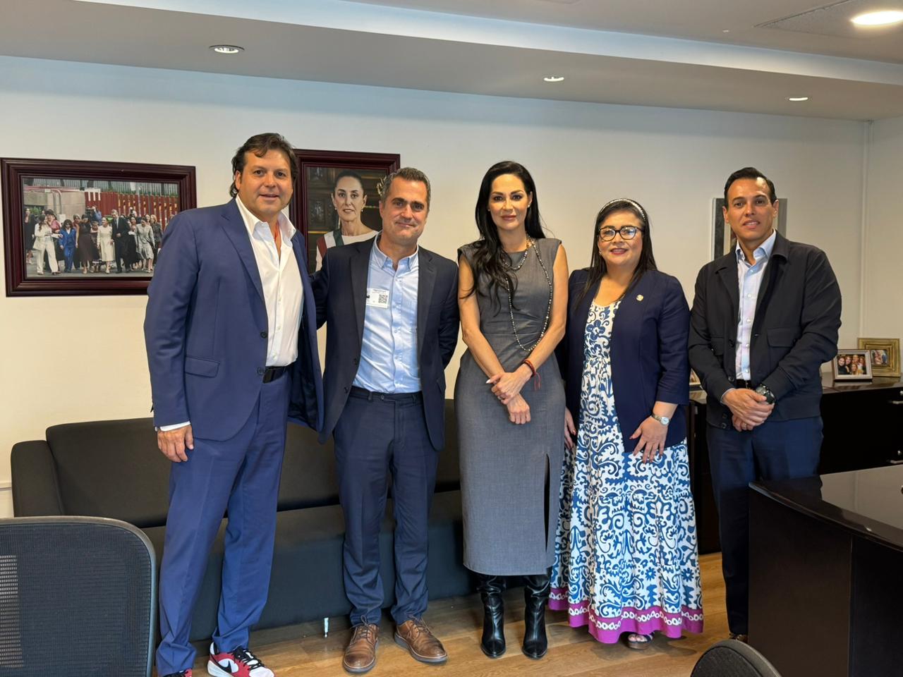 Lee más sobre el artículo Mario Zamora y Diputados Sinaloenses se Unen para el Presupuesto