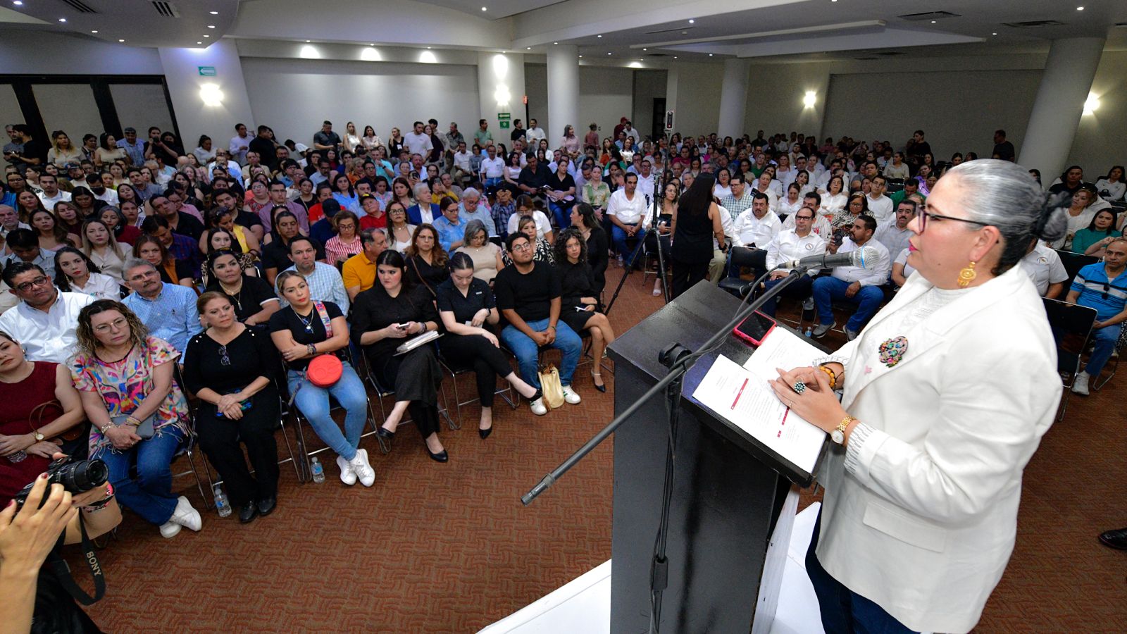 Lee más sobre el artículo La Educación es Acto de Justicia Social, y hoy  Tiene Rostro de Mujer: Graciela Domínguez