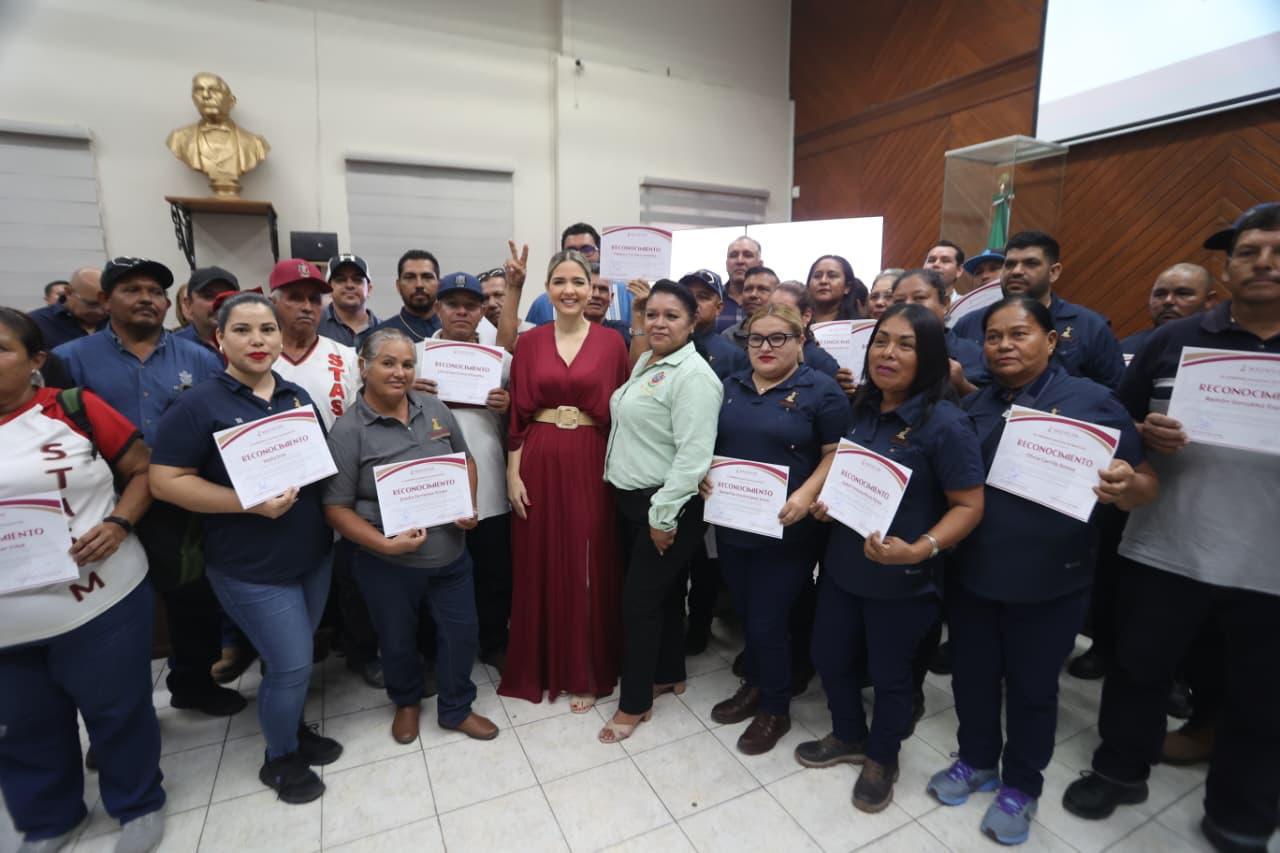 Lee más sobre el artículo Reconocen Labor de Trabajadores Sindicalizados del Ayuntamiento de Mazatlán