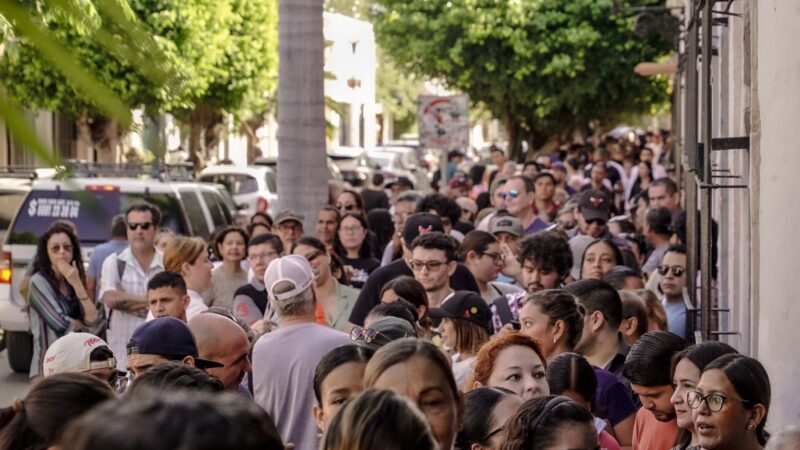 Récord de Asistencia! Mazatlecos agotan en 45 minutos los boletos para el majestuoso recorrido de «Día de Muertos» en el CMA