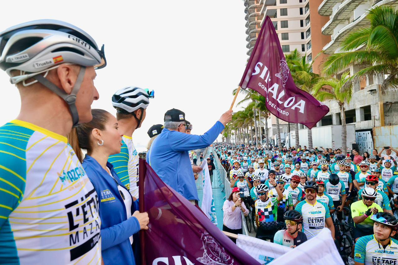 Lee más sobre el artículo Rocha Moya Encabeza Banderazo de la Carrera L´Etape Mazatlán by Tour de France 2025