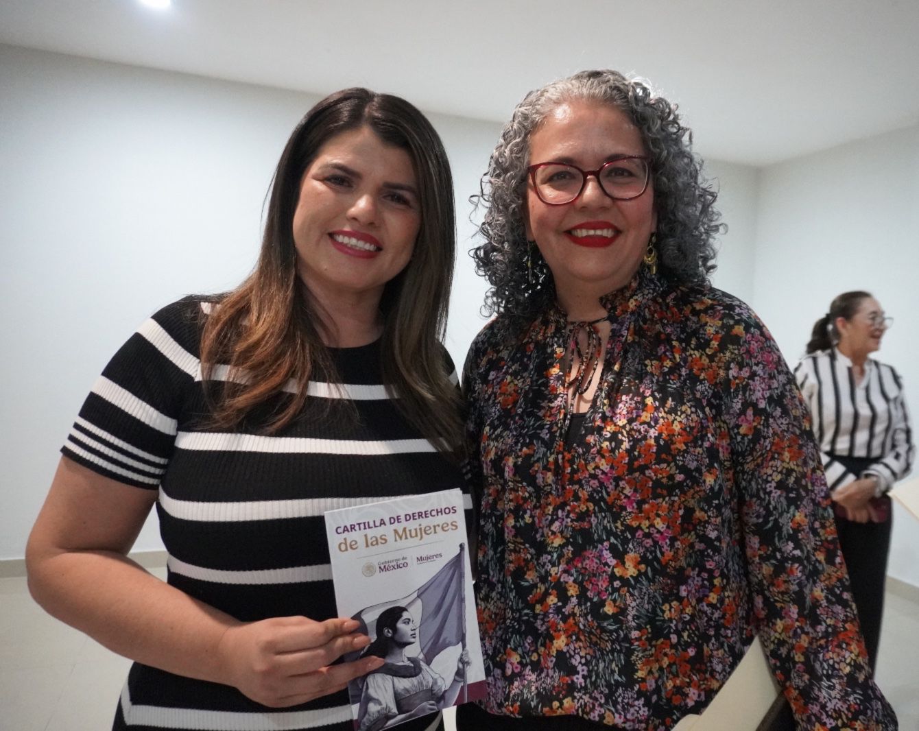 Lee más sobre el artículo Invitan a Mujeres a Participar en Política, y Ayudar a Otras