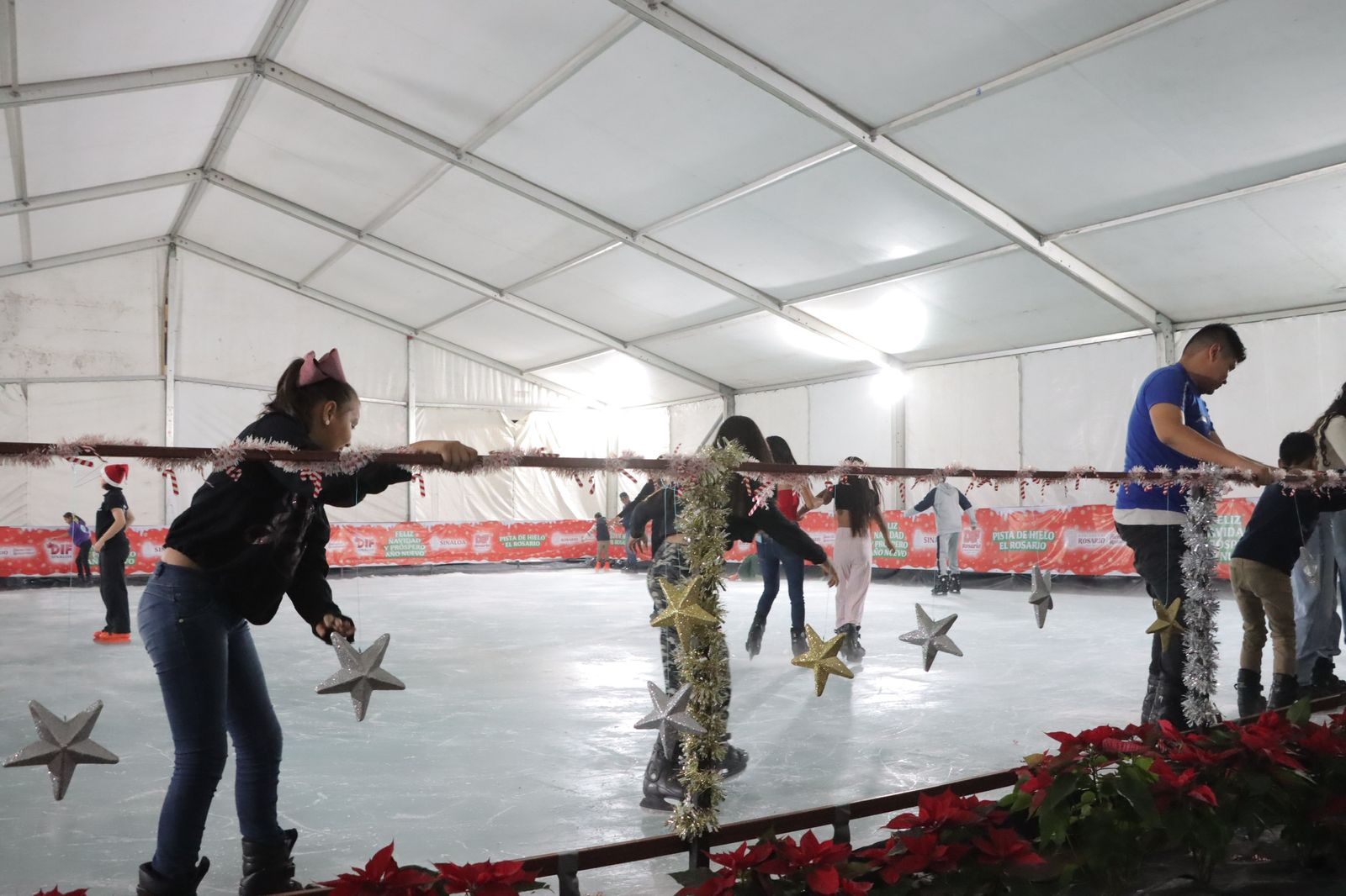 Lee más sobre el artículo Fue un Éxito la Pista de Hielo en Rosario.