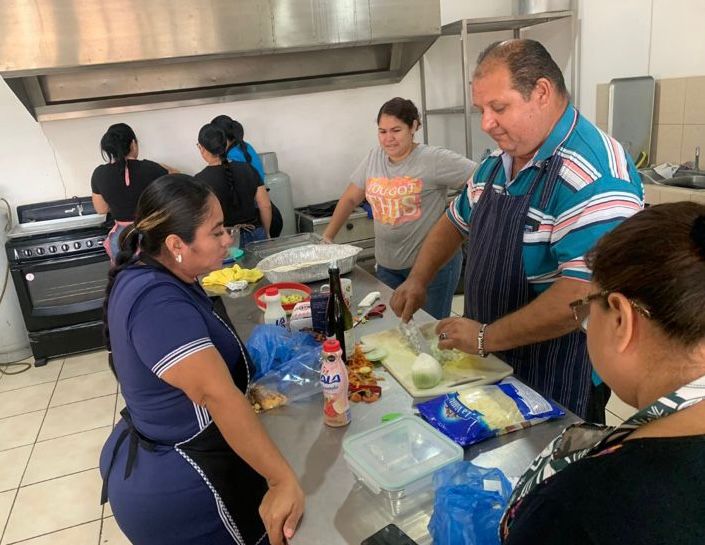 Lee más sobre el artículo Llevarán Asado de Marisco de Mazatlán a Muestra Gastronómica Nacional