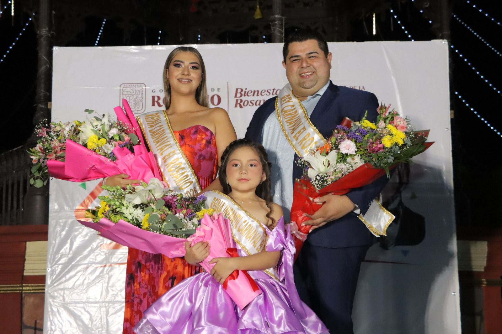 Lee más sobre el artículo Presentan a las Nuevas Reinas y Rey del Carnaval Rosario 2026