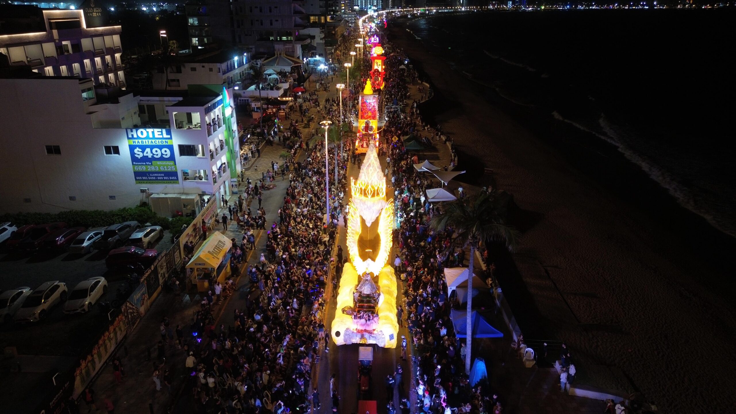 Lee más sobre el artículo Reportan Más de 550 mil Asistentes que Fueron al Primer desfile del Carnaval