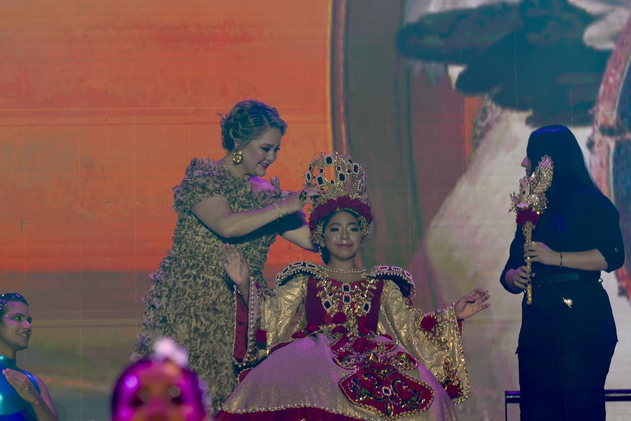 Lee más sobre el artículo Más de 20 mil personas en las presentaciones de Lara Campos y Belinda