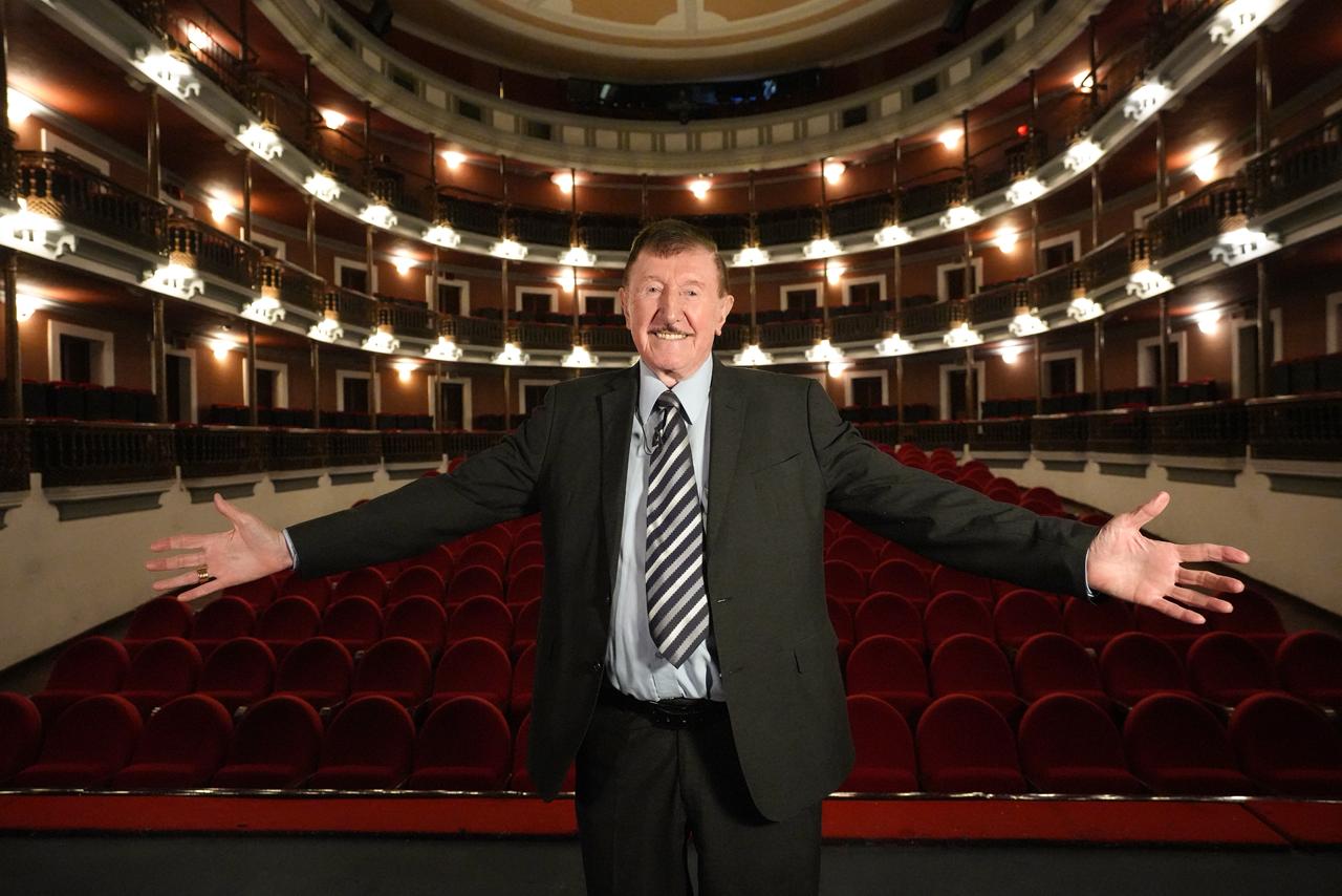 Lee más sobre el artículo Don Germán Lizárraga, el hombre que transformó la música en el alma de Sinaloa