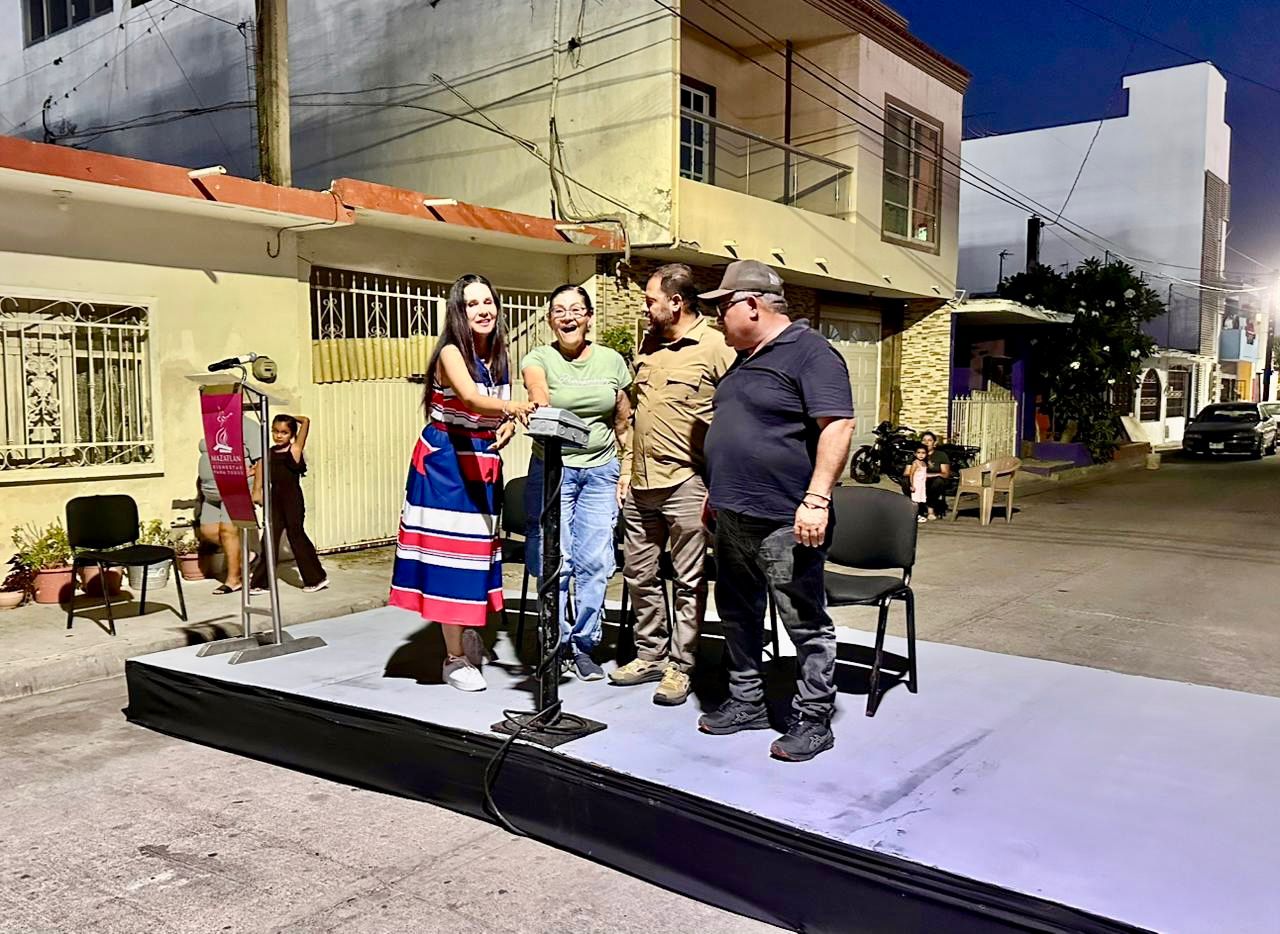 Lee más sobre el artículo Dos Zonas de Mazatlán Estrenan Alumbrado Público