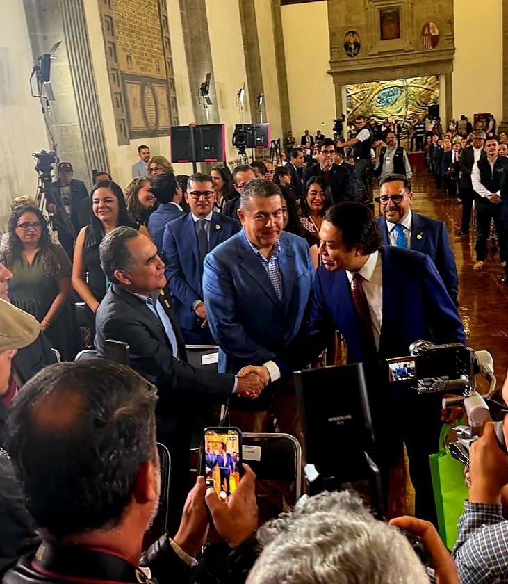 Lee más sobre el artículo Encuesta Indica Oportunidades para el Uso de Inteligencia Artificial en la Educación