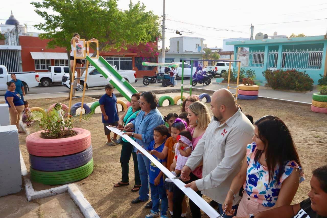 Lee más sobre el artículo Inauguran Parque en la Colonia Federico Velarde