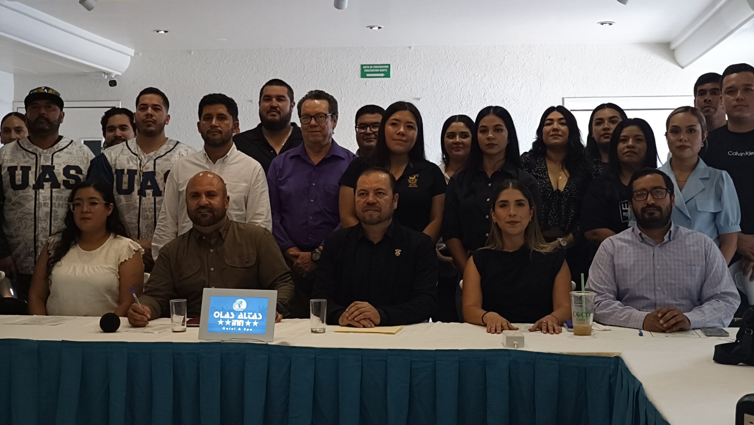 Lee más sobre el artículo Universitarios Lanzan Grito a la Federación; Necesitan Dinero para Salario de Junio